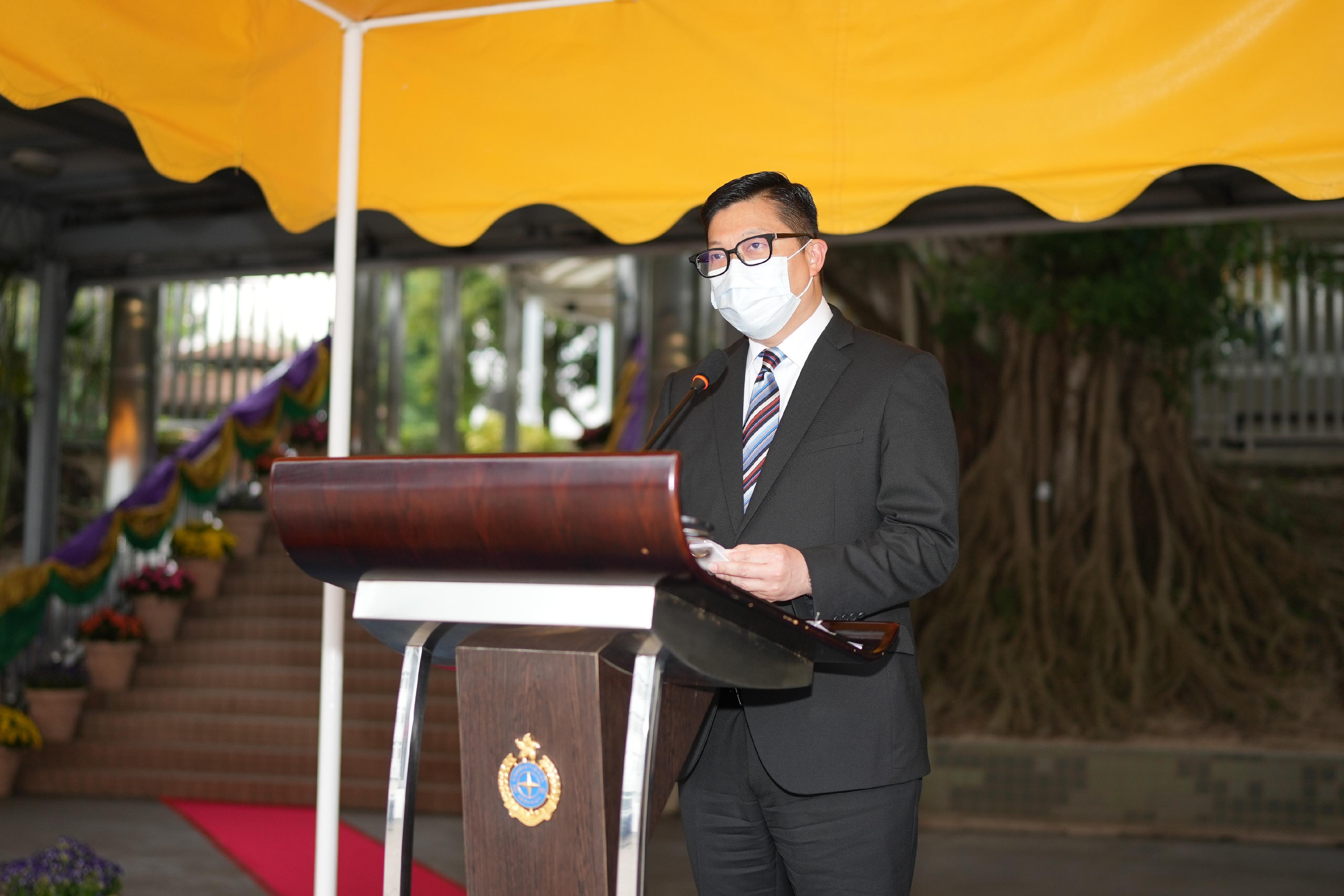 The Correctional Services Department held a passing-out parade at the Staff Training Institute in Stanley today (December 17).  Photo shows the Secretary for Security, Mr Tang Ping-keung, delivering a speech.