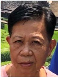 Yu Cho-kwan, aged 72, is about 1.65 metres tall, 54 kilograms in weight and of medium build. She has a long face with yellow complexion and short straight grey black hair. She was last seen wearing a red jacket, a yellow long-sleeved shirt, blue trousers and pink shoes.