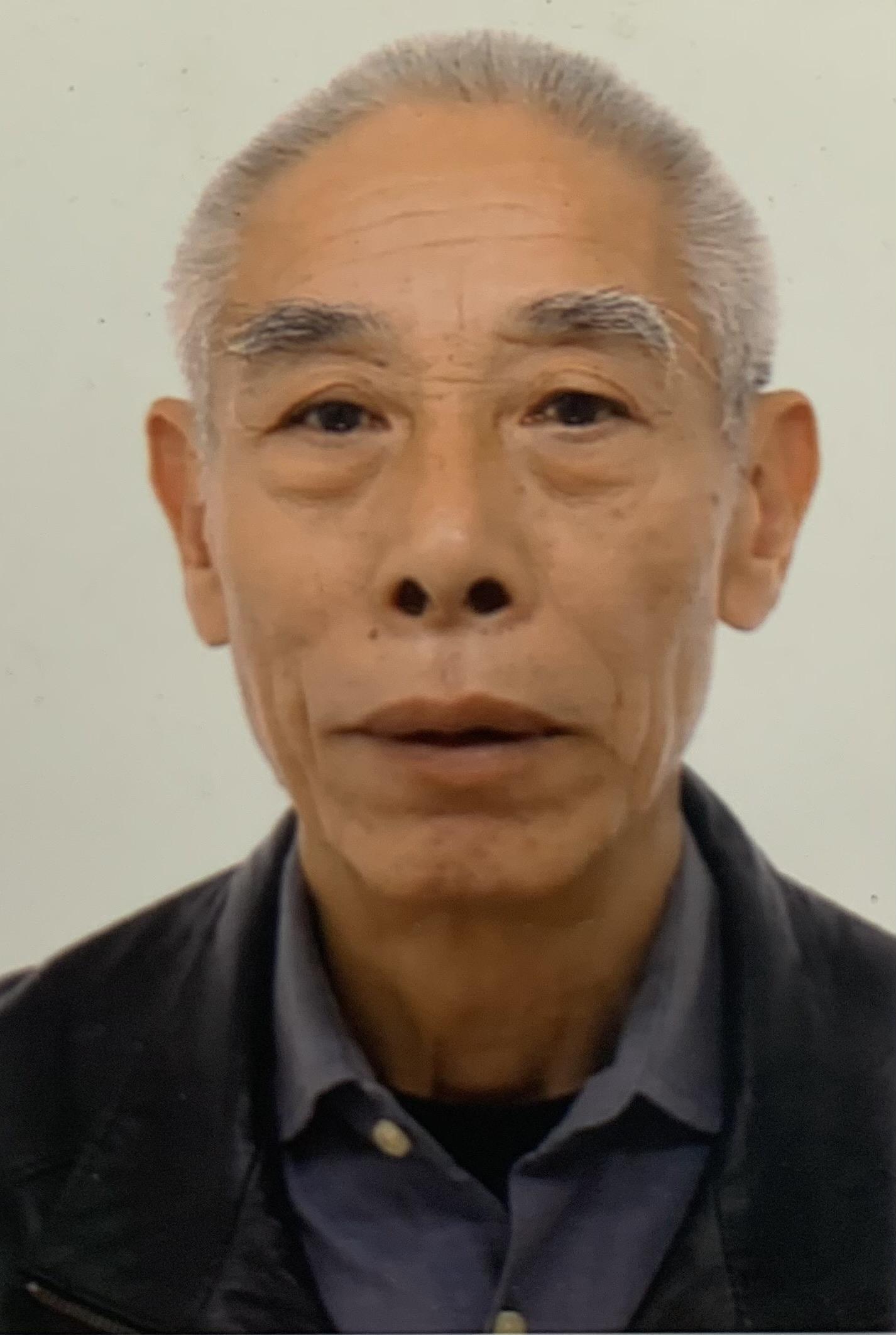 Pun To-shing, aged 75, is about 1.58 metres tall, 43 kilograms in weight and of thin build. He has a pointed face with yellow complexion and short white hair. He was last seen wearing a dark blue long-sleeved down jacket, black trousers, black sports shoes, a black knitted hat and brown gloves.