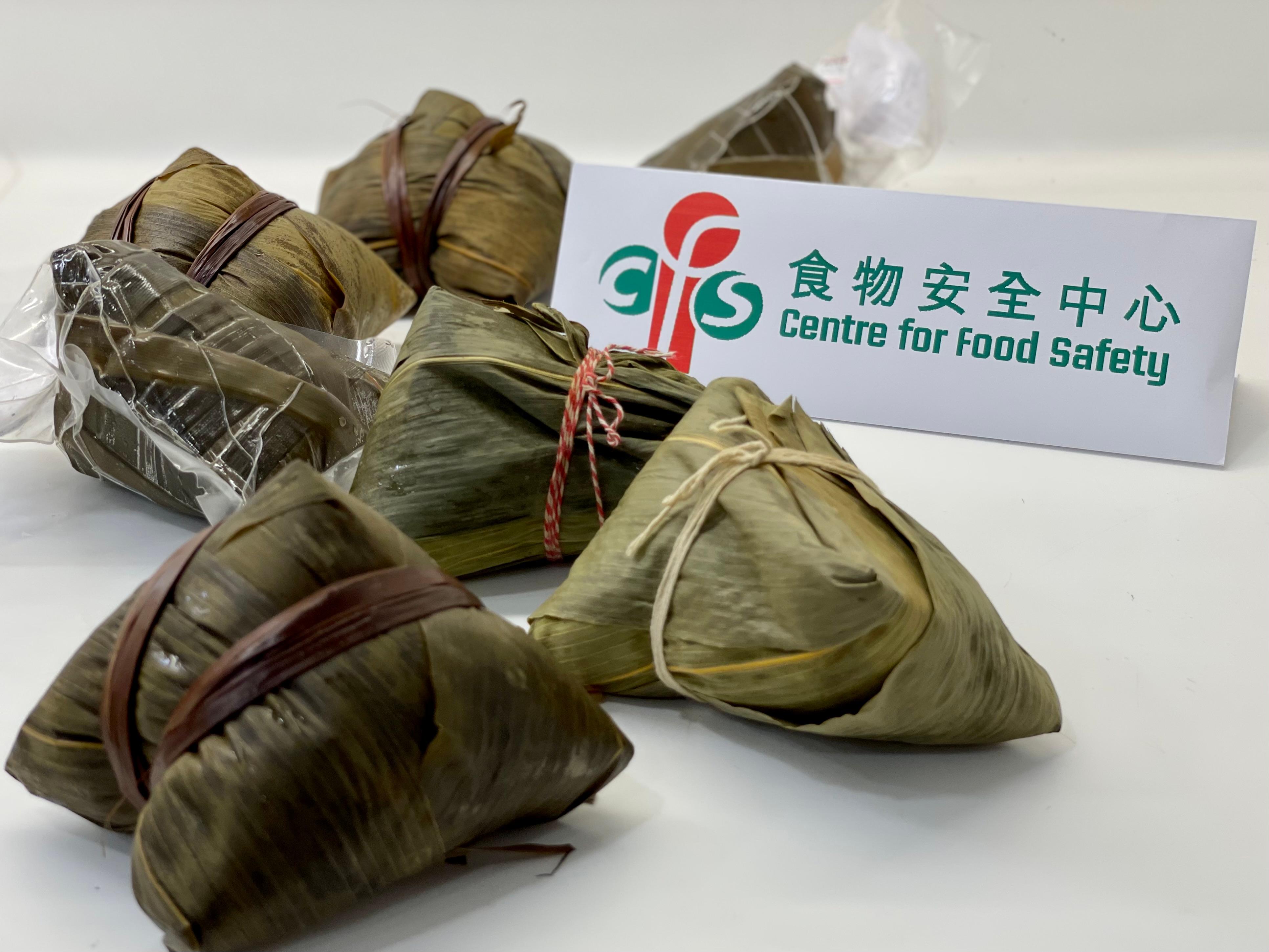 The Centre for Food Safety of the Food and Environmental Hygiene Department today (May 26) announced the test results of the seasonal food surveillance project on rice dumplings (second phase). All 33 samples collected were satisfactory.