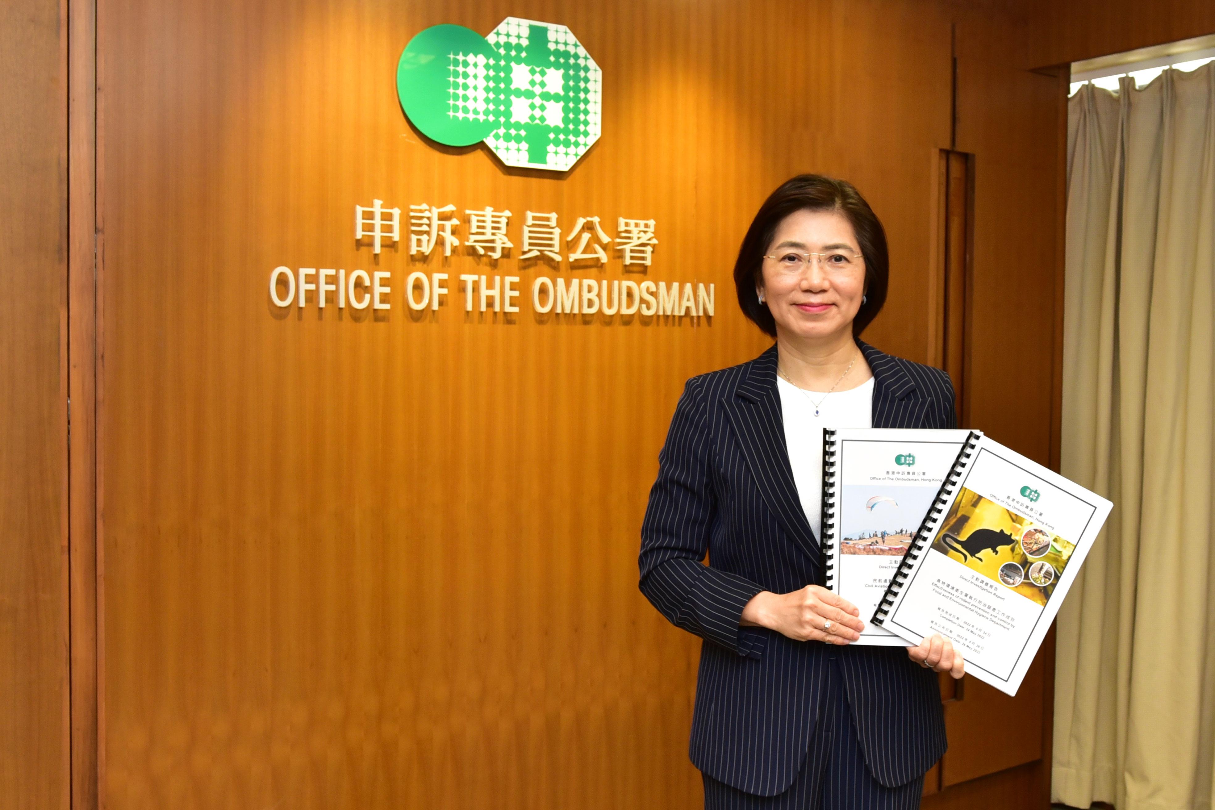The Ombudsman, Ms Winnie Chiu, held a press conference today (May 26) to announce the results of two direct investigations on the effectiveness of rodent prevention and control by the Food and Environmental Hygiene Department and the Civil Aviation Department's regulation of paragliding activities.