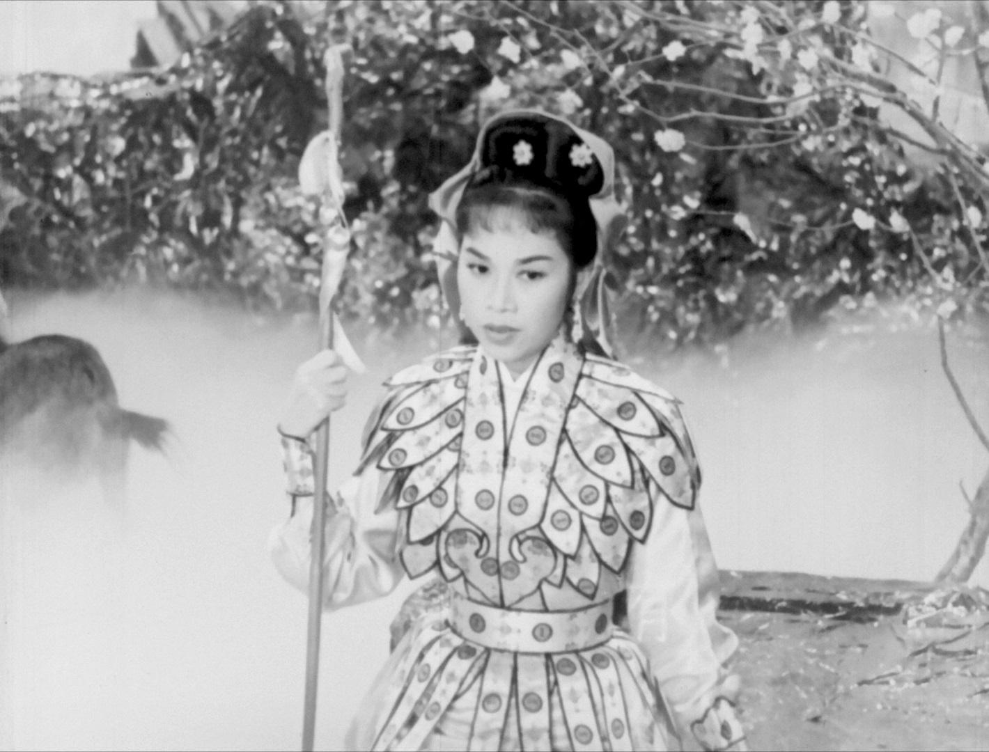 The Hong Kong Film Archive of the Leisure and Cultural Services Department will feature Fong Yim-fan as part of the "Morning Matinee" series from July to December. Eighteen of her movies will be screened at 11am on every Friday, enabling film lovers to revisit the superb acting skills of the Queen of Huadan (female lead). Photo shows a film still of "The Fairy Shepherdess" (1958).