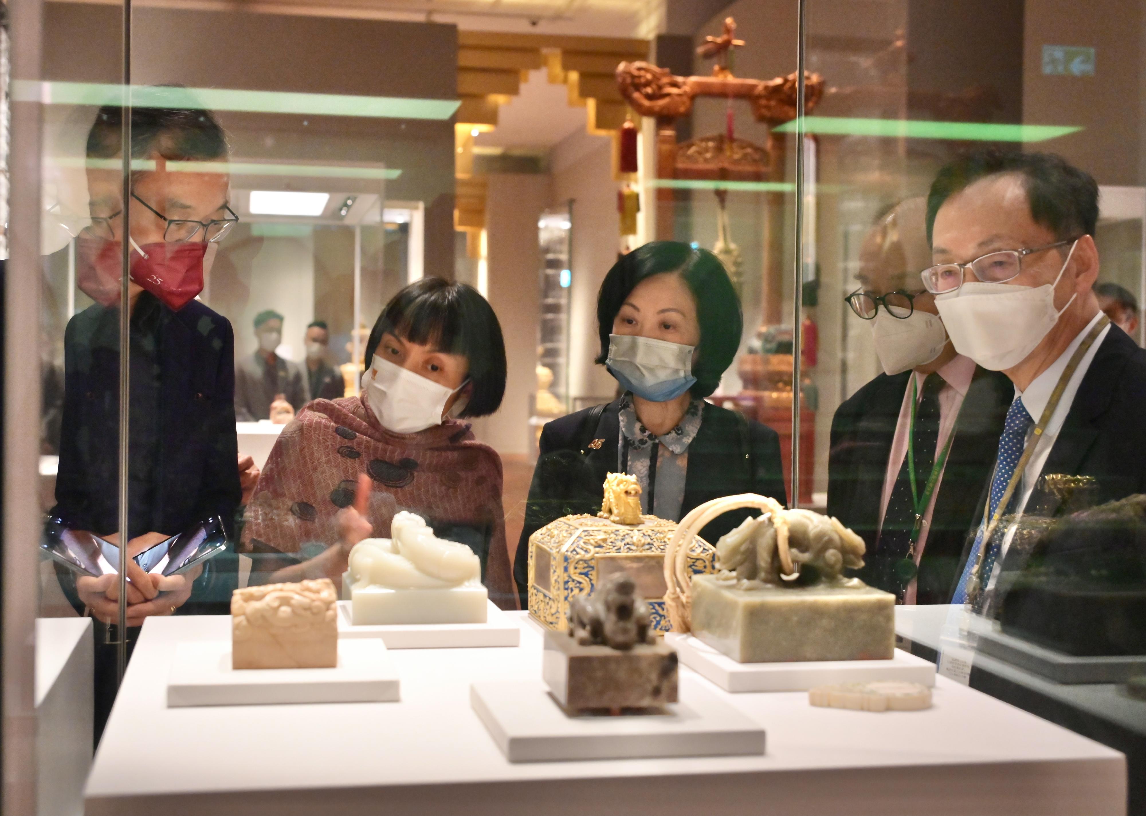 The Non-official Members of the Executive Council today (July 20) visit the Hong Kong Palace Museum at the West Kowloon Cultural District.