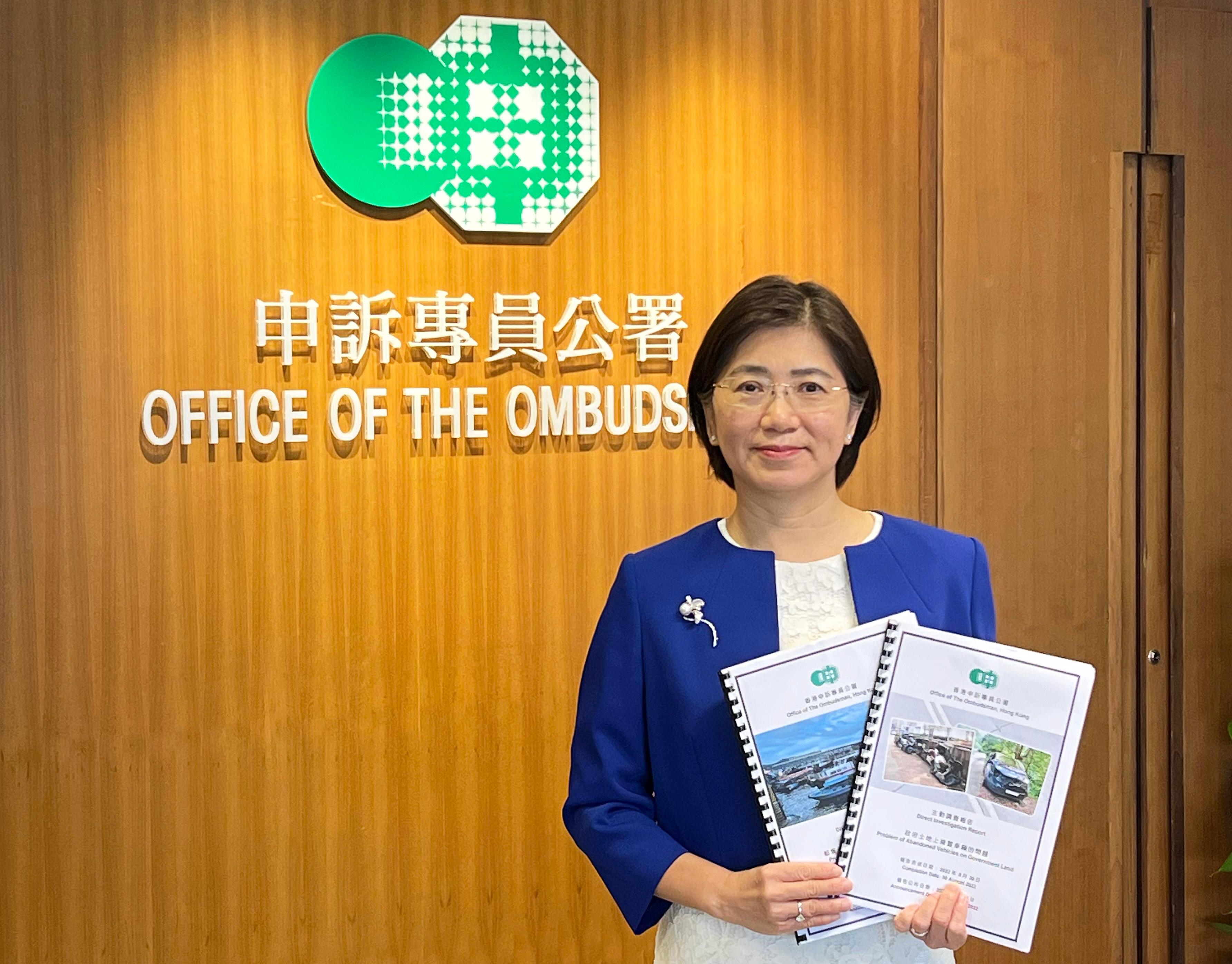 The Ombudsman, Ms Winnie Chiu, holds a press conference today (September 1) to announce the results of two direct investigations into the problem of abandoned vehicles on government land and the problem of alleged illegal operation of kaito ferry service.