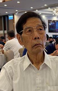 Seto Ting, aged 85, is about 1.65 metres tall, 50 kilograms in weight and of thin build. He has a long face with yellow complexion and short black hair. He was last seen wearing a white long-sleeved shirt, dark-coloured trousers, black shoes and carrying a red bag.