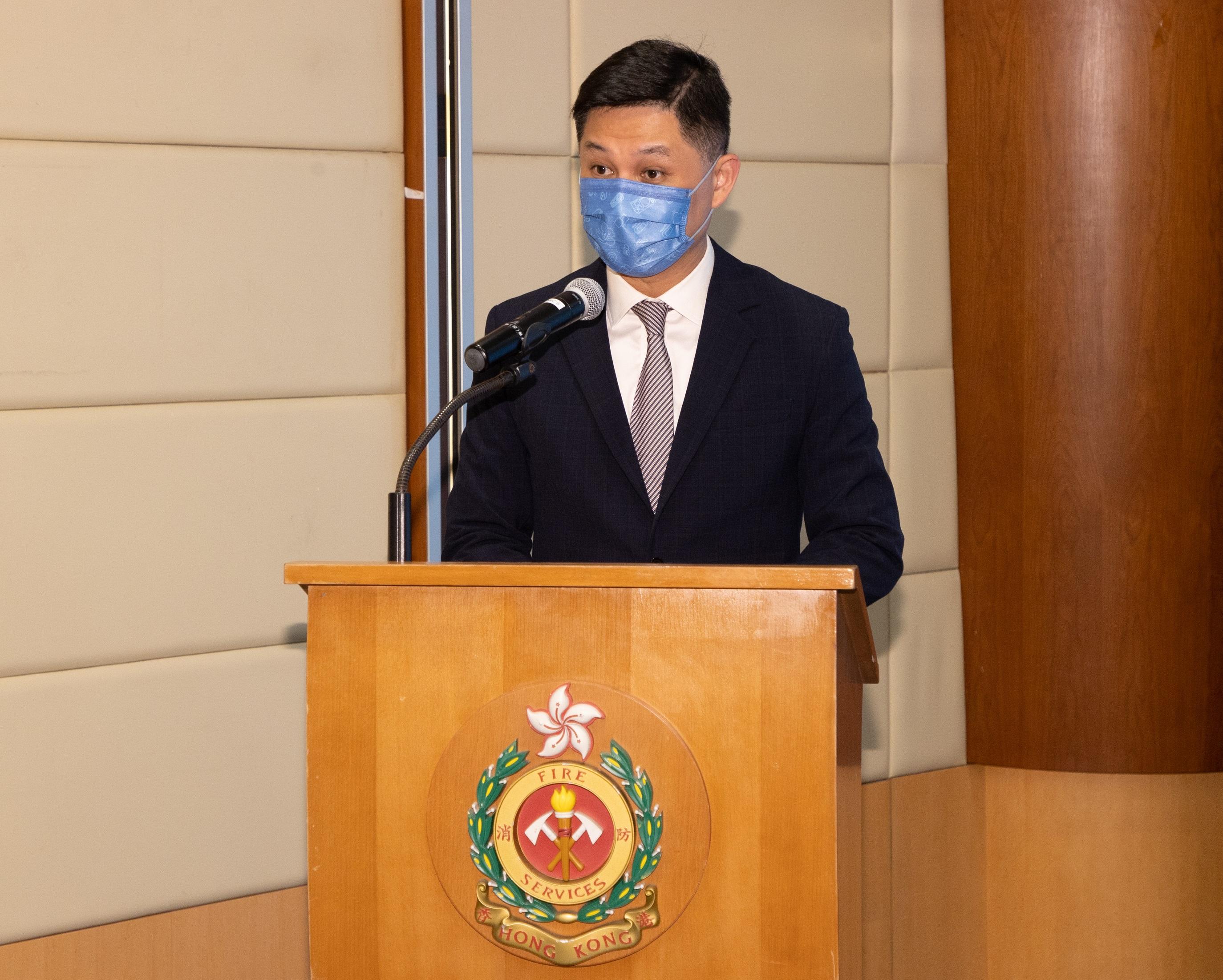 消防處與香港國際航空學院今日（九月三十日）簽署合作備忘錄。圖示消防處處長楊恩健在簽署儀式致辭。