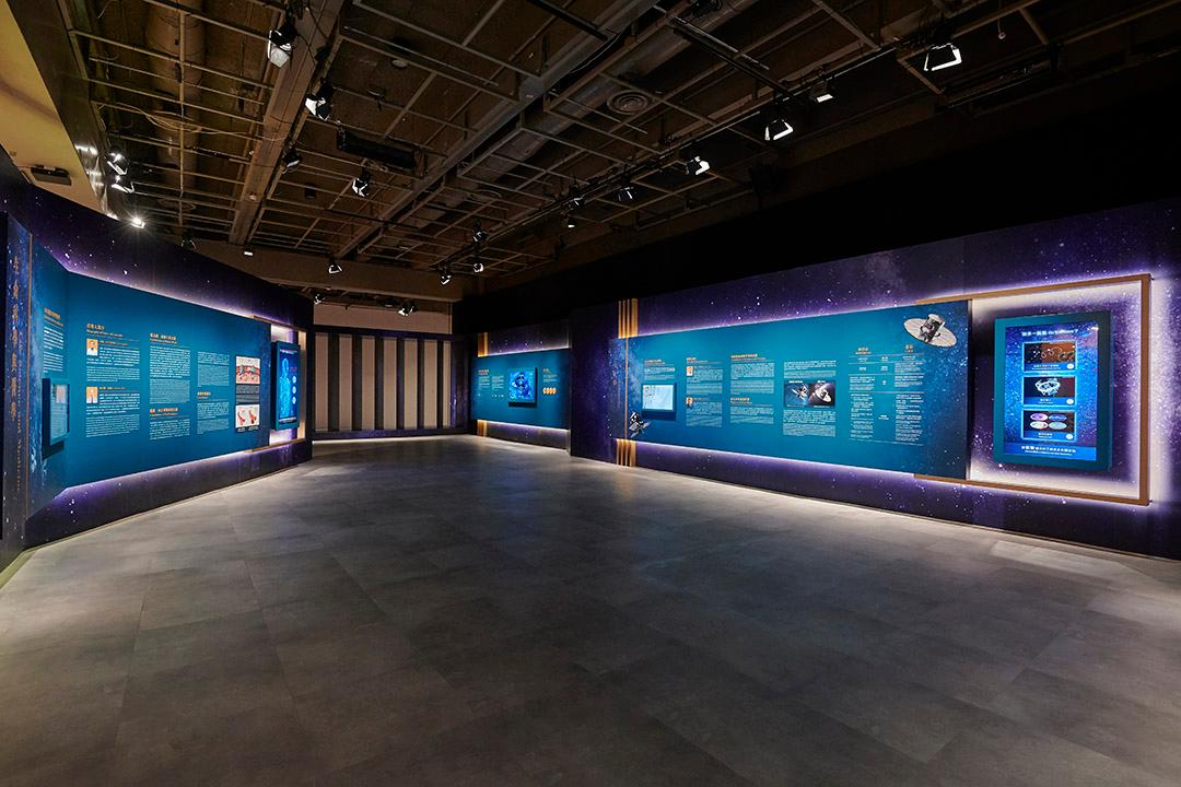 The Hong Kong Science Museum and the Hong Kong Space Museum launched "The Shaw Prize 2022 Exhibition" today (September 30) to introduce the Shaw Laureates this year and their outstanding contributions, as well as basic science knowledge in the laureates' respective academic fields.