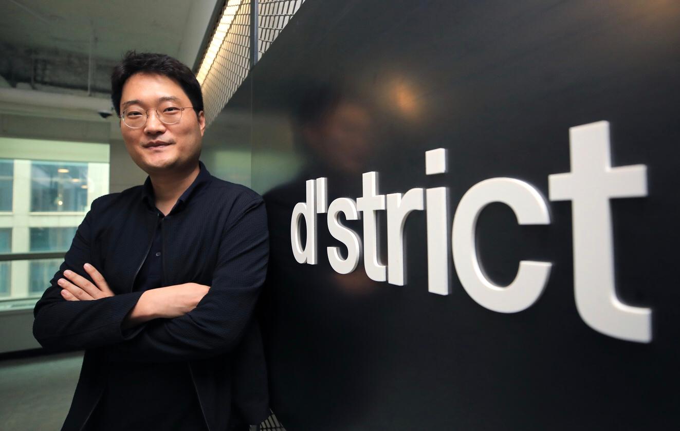韩国知名数码设计及沉浸式媒体技术公司d'strict今日（十月十二日）宣布，以香港为区域据点开拓全球市场。图为该公司行政总裁李诚浩。