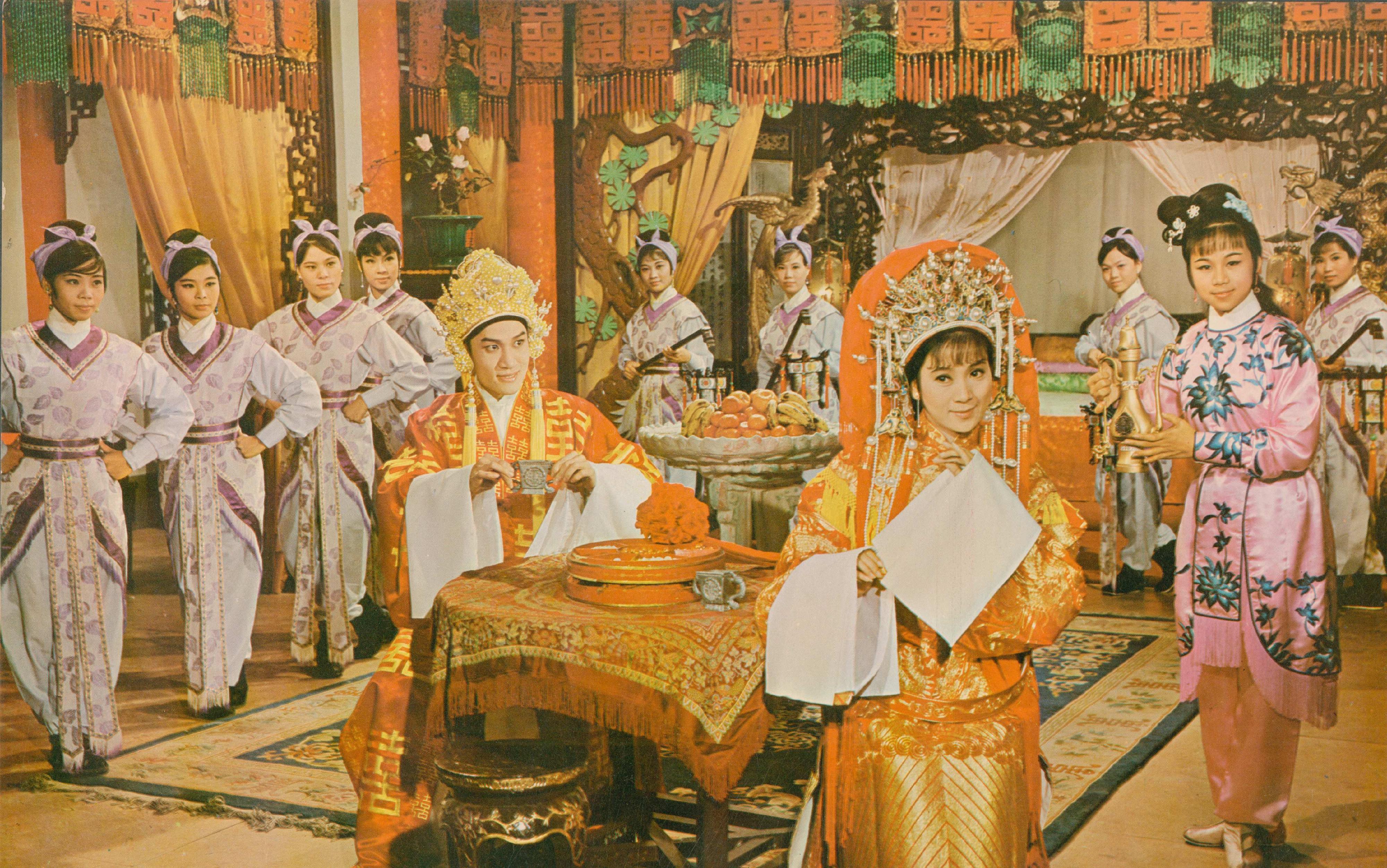 In support of the 20th anniversary of Cantonese Opera Day, the Hong Kong Film Archive (HKFA) of the Leisure and Cultural Services Department will screen two Cantonese opera films starring Yam Kim-fai and Connie Chan Po-chu on November 26 and 27 respectively at the HKFA Cinema, allowing audiences to review the wonderful artistry of the duo, "Opera Fans' Lover" and the "Movie-fan Princess". Photo shows a film still of "The Story of Heroine Fan Lei-fa" (1968).