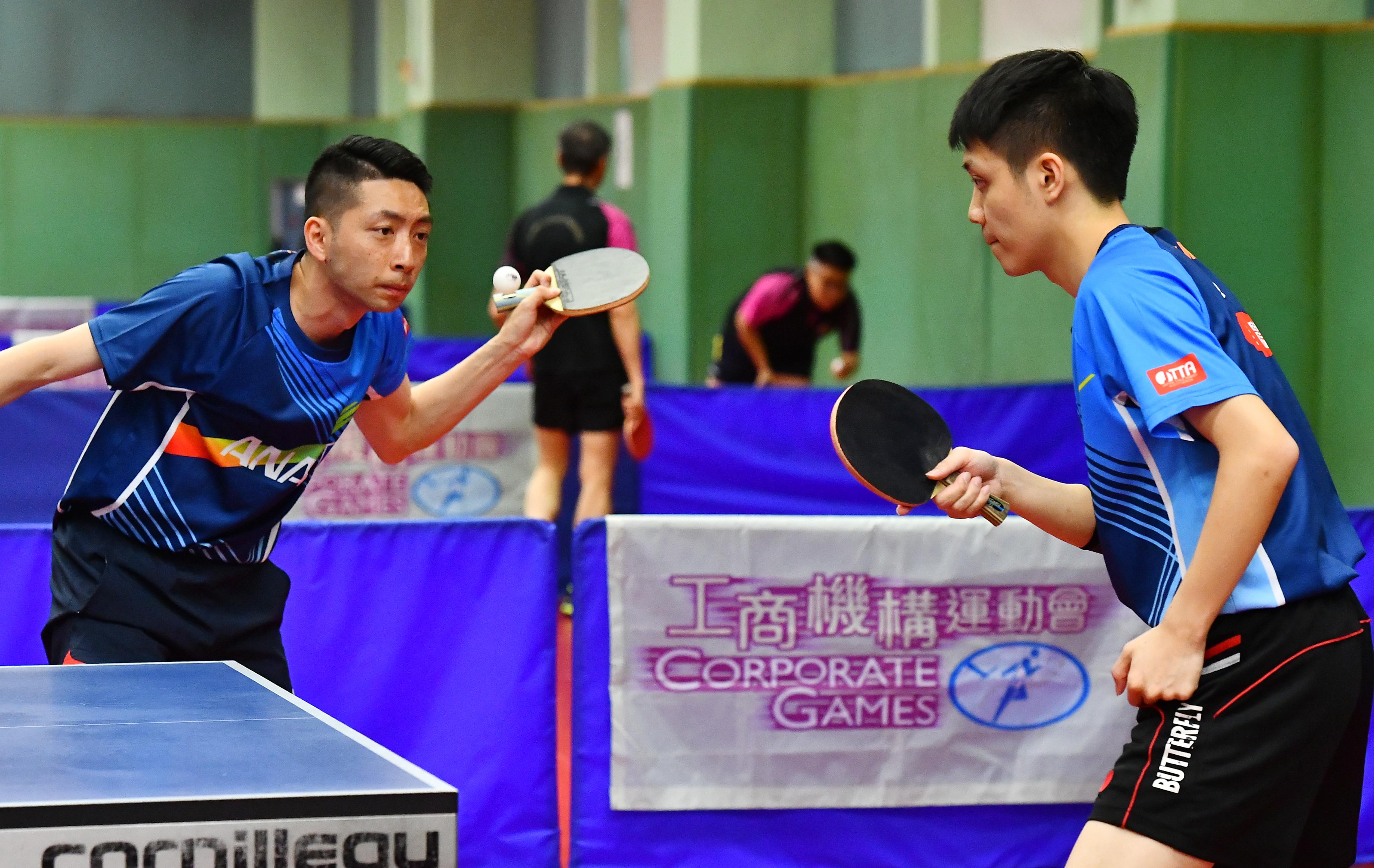 The Corporate Games 2023, organised by the Leisure and Cultural Services Department, will open for enrolment from October 17. Employees of commercial and industrial organisations and the public sector are welcome to take part in the Games. Photo shows athletes participating in a table tennis competition at the Corporate Games 2018. 