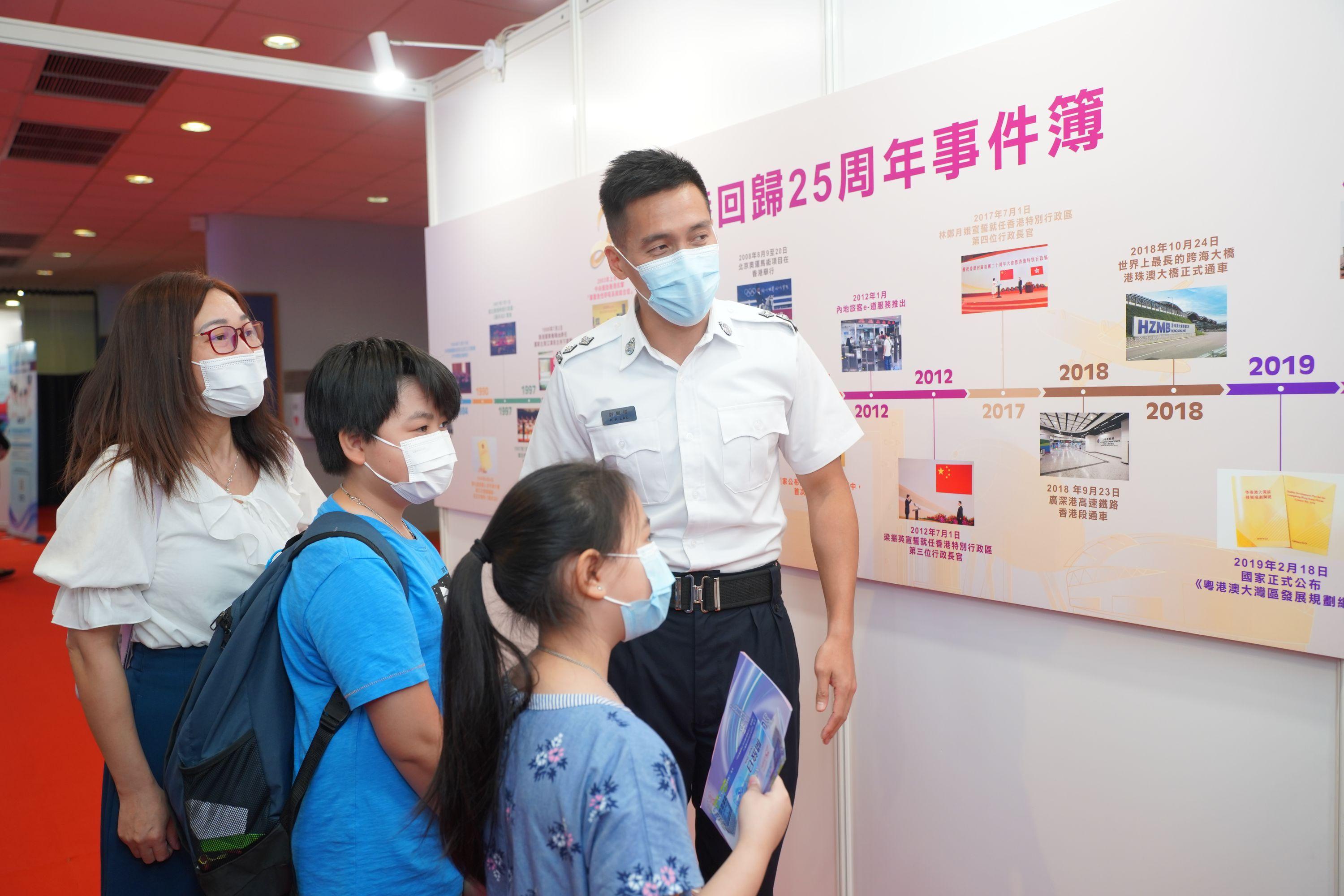 The Immigration Service Institute of Training and Development held an Open Day today (October 29). Photo shows members of the public touring the exhibition booths during the Open Day.