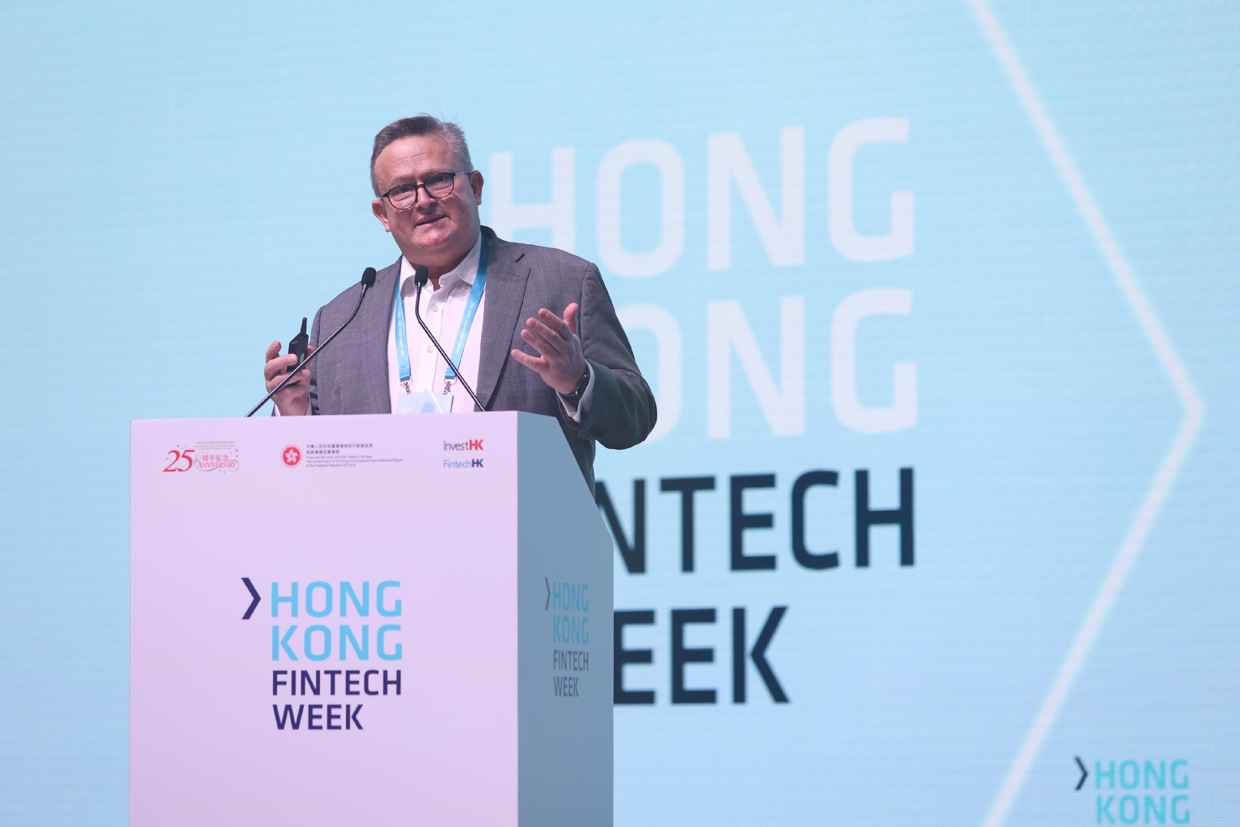 The five-day Hong Kong FinTech Week 2022 attracted over 30 000 visitors and more than five million online views from over 95 economies. Photo shows the Director-General of Investment Promotion of Invest Hong Kong, Mr Stephen Phillips, presenting the latest development of the Hong Kong fintech ecosystem on October 31.