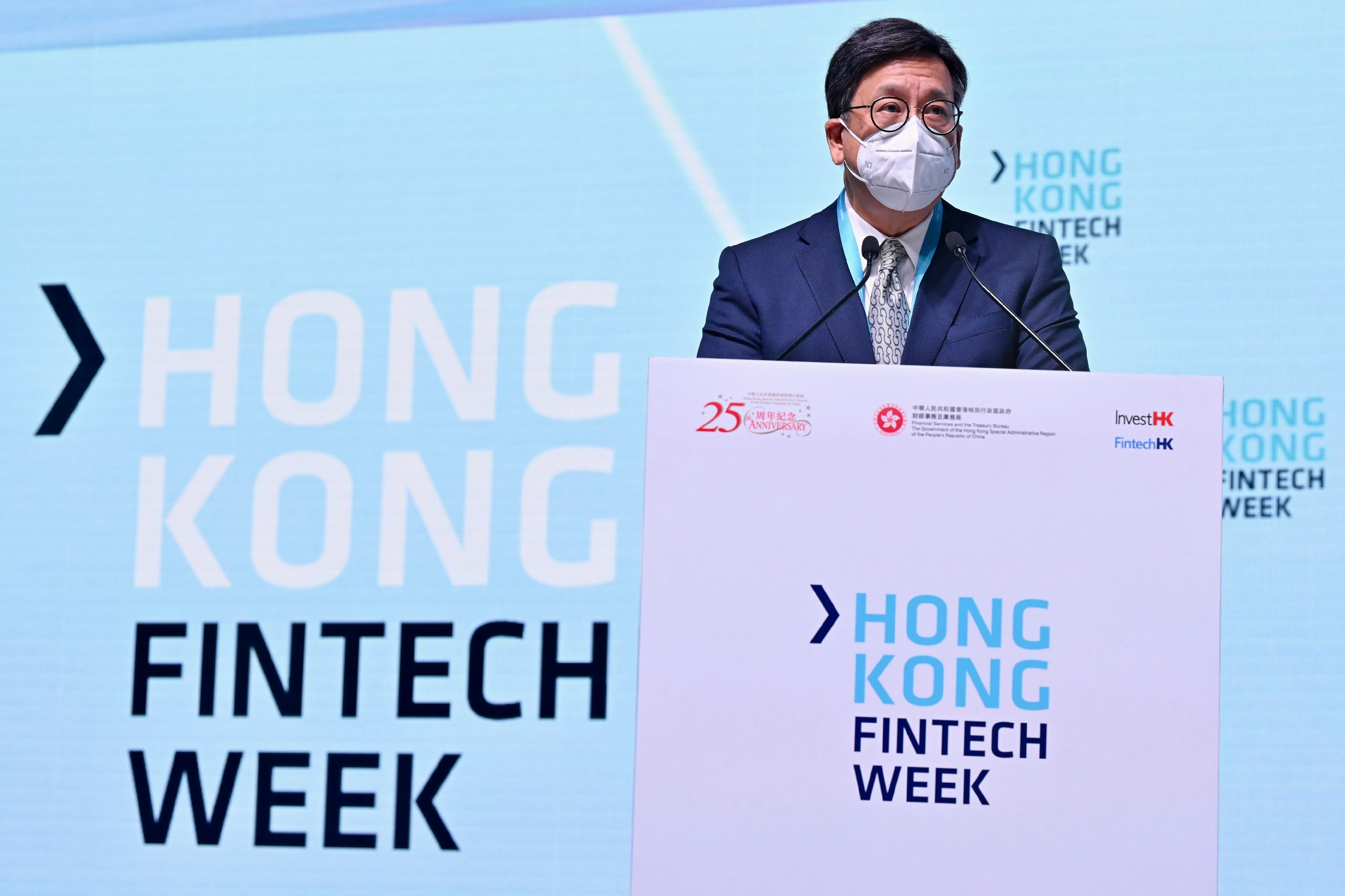The five-day Hong Kong FinTech Week 2022 attracted over 30 000 visitors and more than five million online views from over 95 economies. Photo shows the Secretary for Commerce and Economic Development, Mr Algernon Yau, presenting the opening keynote address on November 1, in which he underlined the vast opportunities available in the Guangdong-Hong Kong-Macao Greater Bay Area.