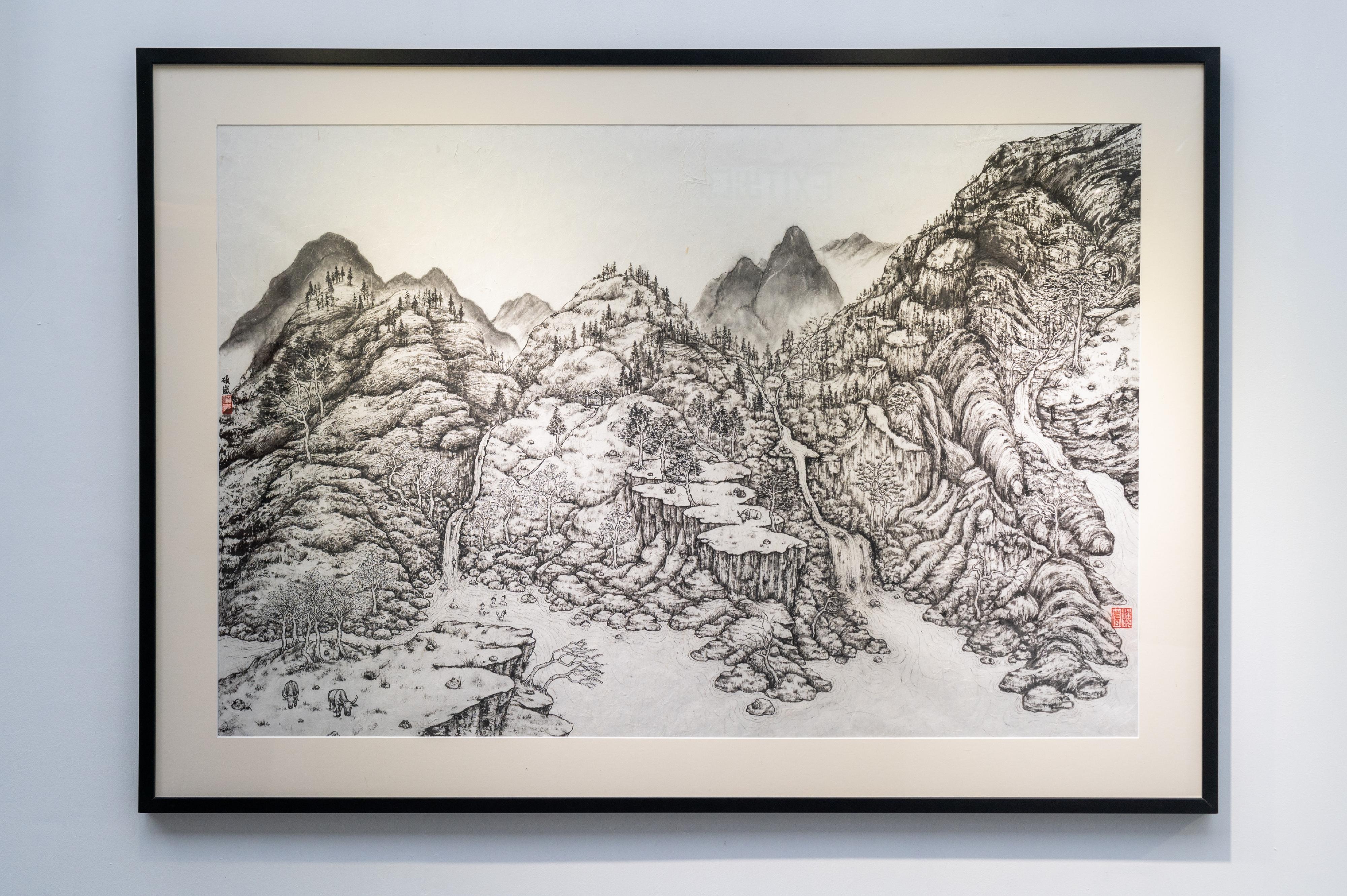 The Art Promotion Office is holding the "Art Specialist Course 2021-2022 Graduation Exhibition" from today (November 16) to showcase 19 graduates' achievements and sharing of their creative ideas. Picture shows Art Specialist Course (Chinese Art) graduate Edwin Leung's artwork "Landscape of Mental Image".