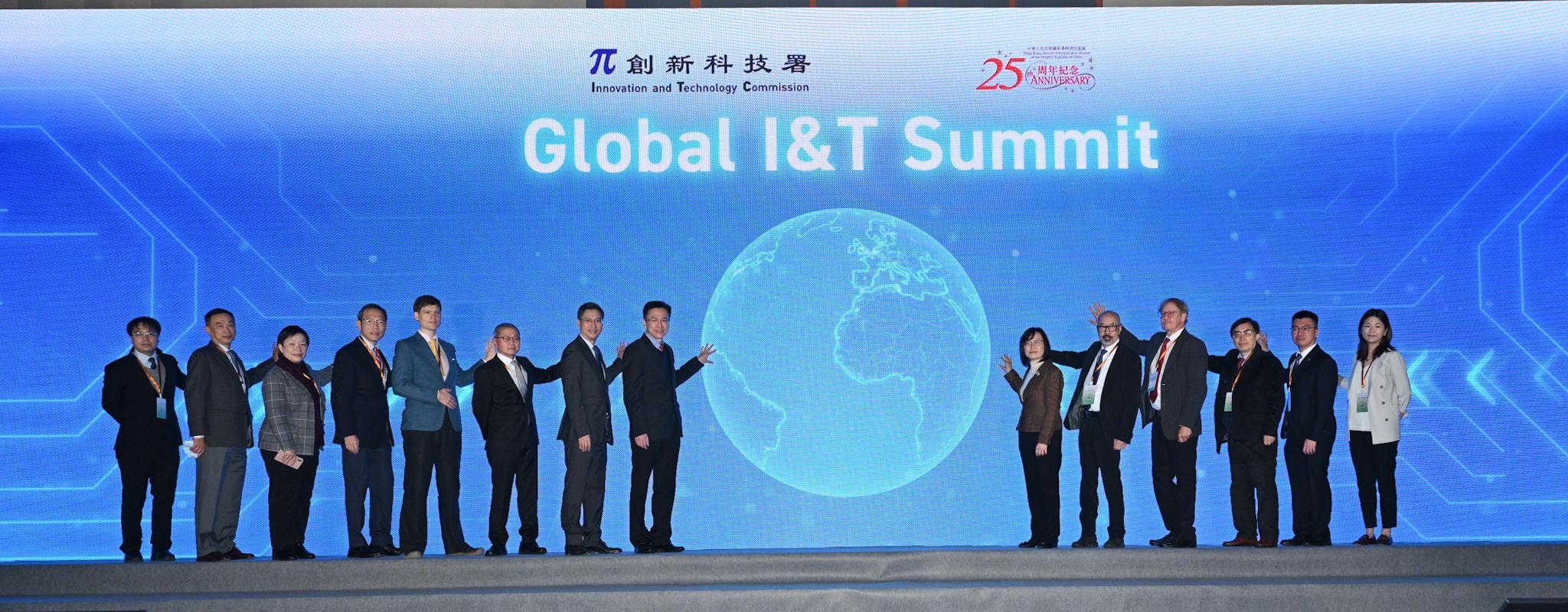 Organised by the Innovation and Technology Commission, the Global I&T Summit was concluded with great success today (December 15). Photo shows the Secretary for Innovation, Technology and Industry, Professor Sun Dong (eighth left), with the Permanent Secretary for Innovation, Technology and Industry, Mr Eddie Mak (seventh left); the Commissioner for Innovation and Technology, Ms Rebecca Pun (sixth right); and other guests officiating at the opening ceremony of the summit.
