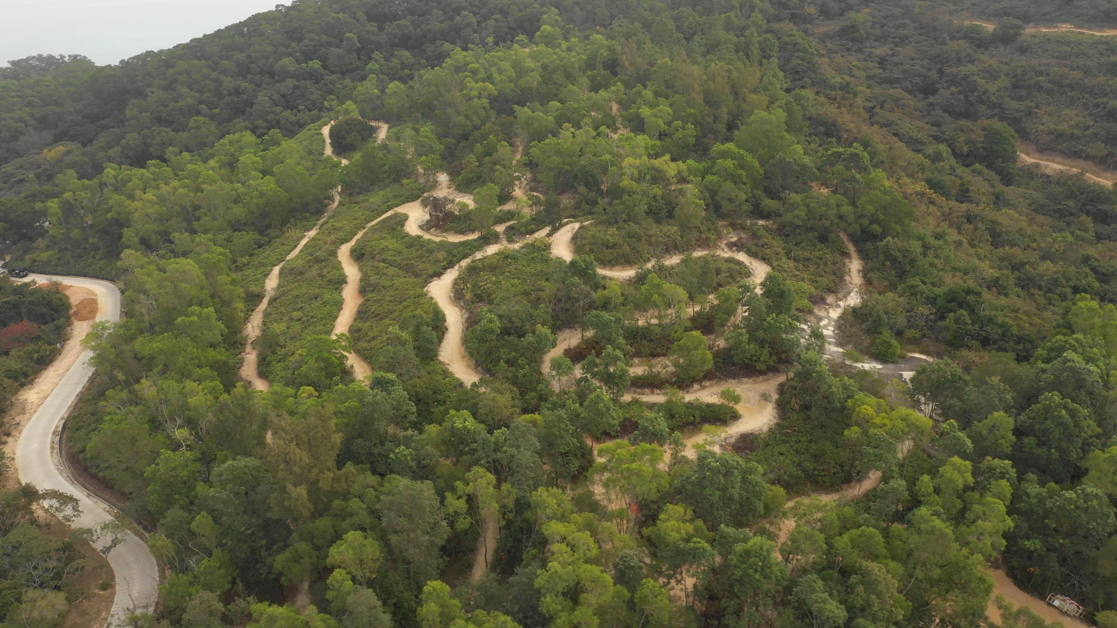 The Mui Wo Mountain Bike Practice Ground opens today (December 17). Photo shows mountain bike trails in the practice ground. 
