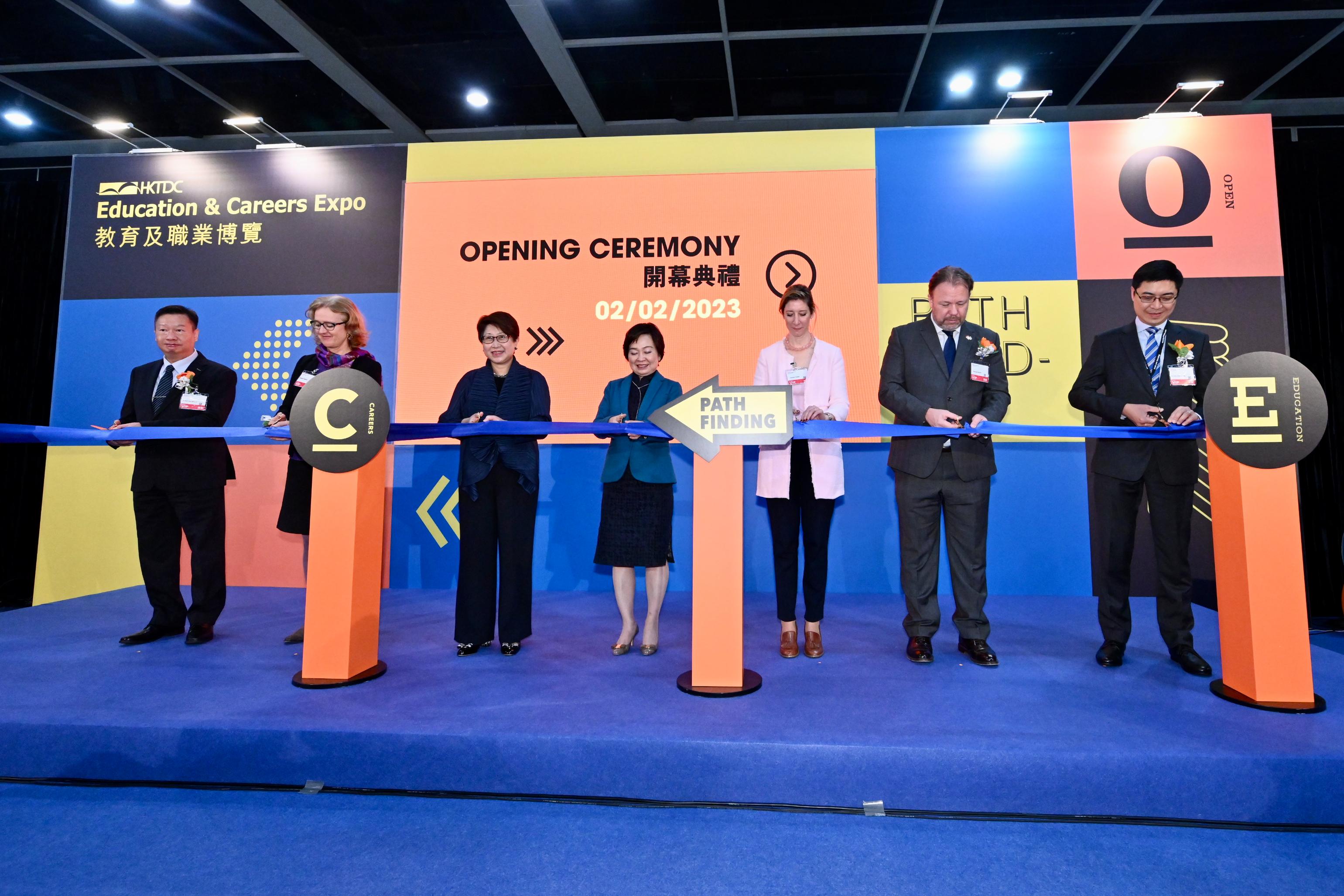 The Secretary for Education, Dr Choi Yuk-lin (centre), officiates at the opening ceremony of the Education & Careers Expo 2023 with other guests today (February 2).
