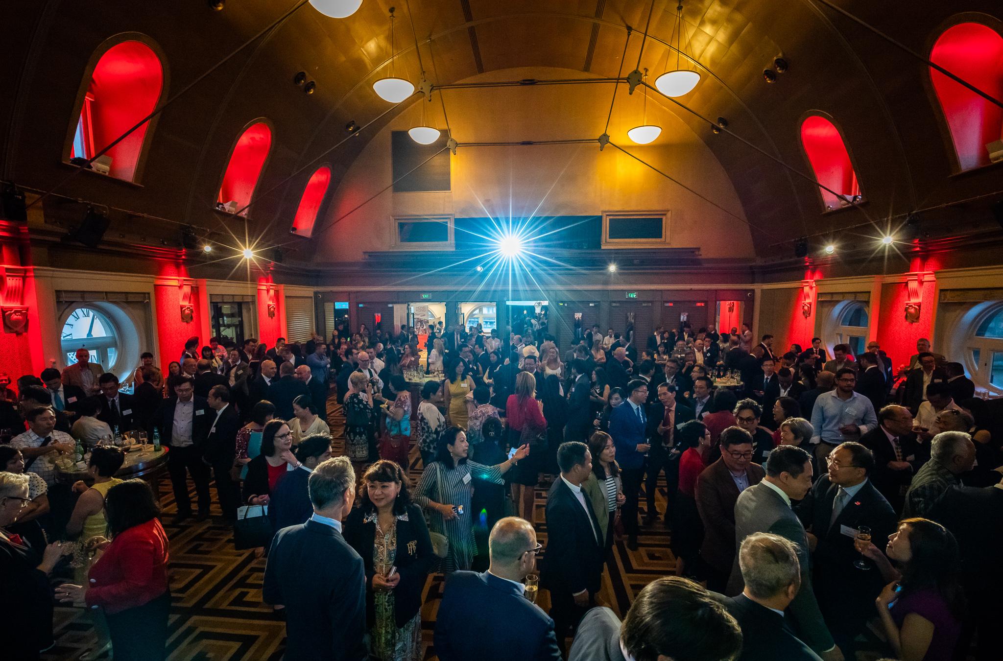 The Hong Kong Economic and Trade Office, Sydney hosted a reception in Sydney, Australia, today (February 7) to celebrate the Year of the Rabbit. Over 300 guests from various sectors including political and business circles, media, academic and community groups as well as government representatives attended the reception.