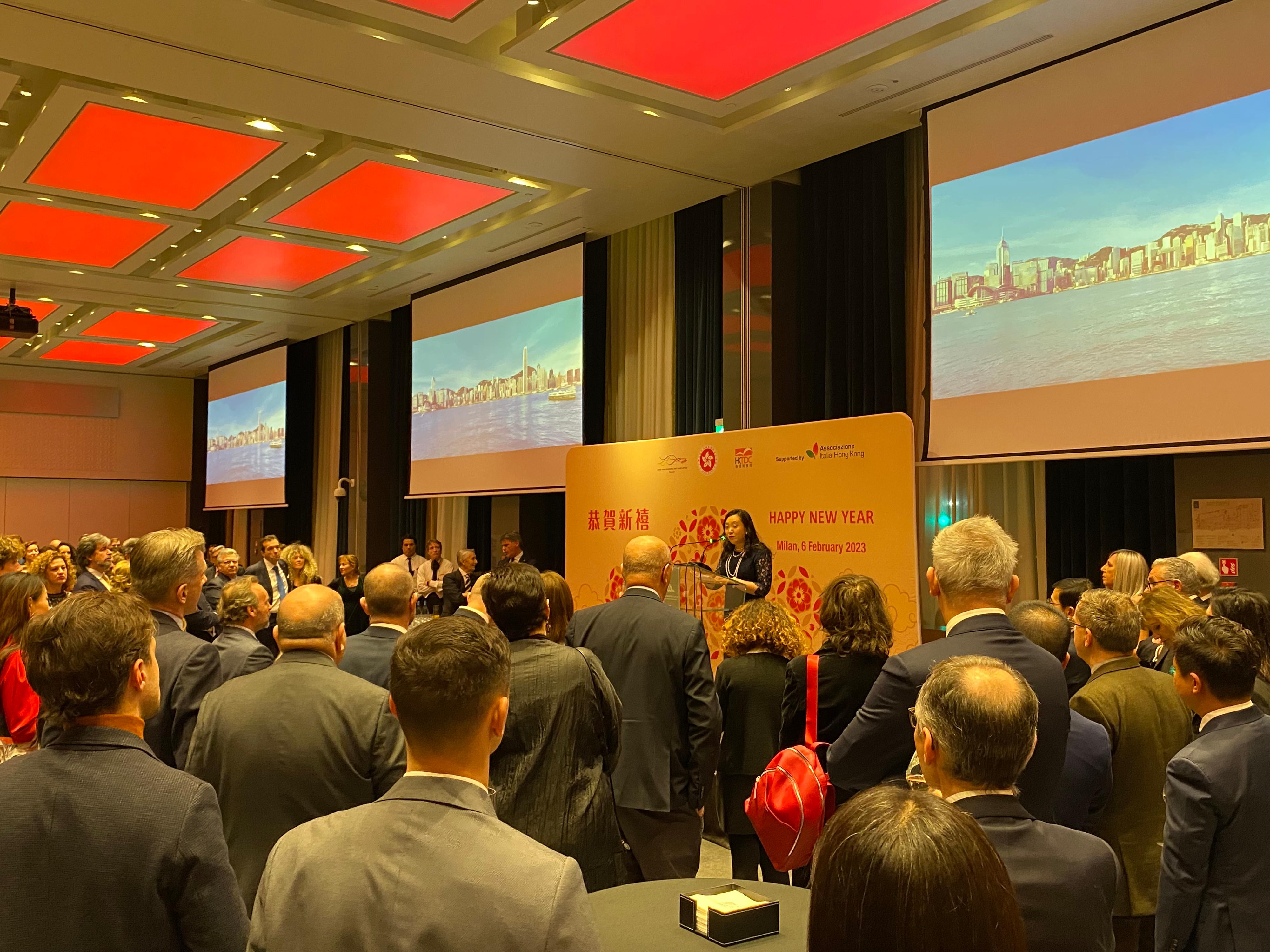 The Acting Special Representative for Hong Kong Economic and Trade Affairs to the European Union, Miss Grace Li, addressed guests at the Chinese New Year reception in Milan on February 6 (Milan time).