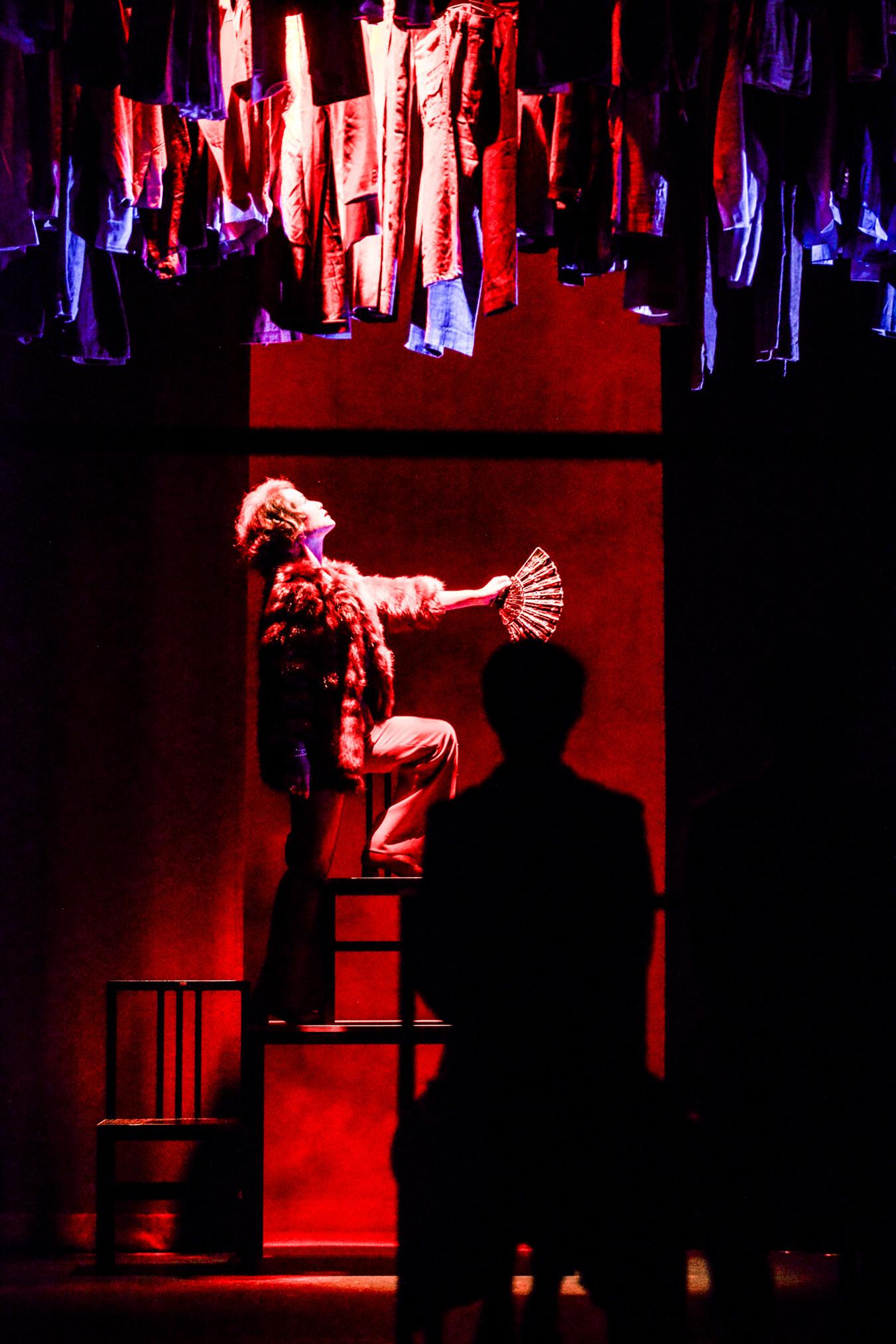 The Hong Kong Week@Wuhan, Hubei is held from today (February 15) to March 5 in Wuhan, Hubei Province in a hybrid mode. Photo shows "Dead Man's Cell Phone" by Tang Shu-wing Theatre Studio.