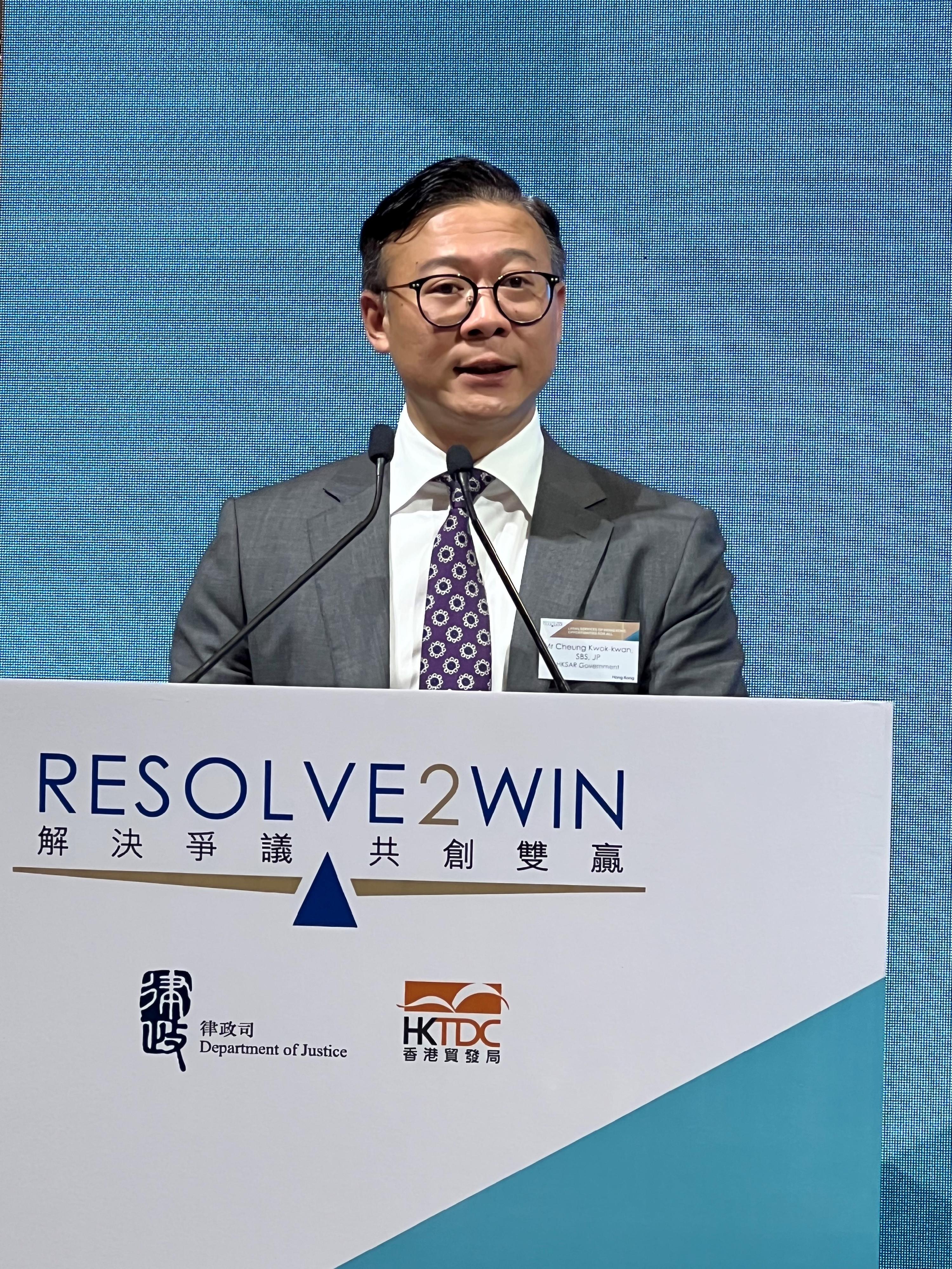 The Deputy Secretary for Justice, Mr Cheung Kwok-kwan, attended the "Resolve2Win - Legal Services of Hong Kong, Opportunities for All", an international promotional campaign co-organised by the Department of Justice and the Hong Kong Trade Development Council, in Bangkok, Thailand, today (March 16). Photo shows Mr Cheung delivering his opening remarks.