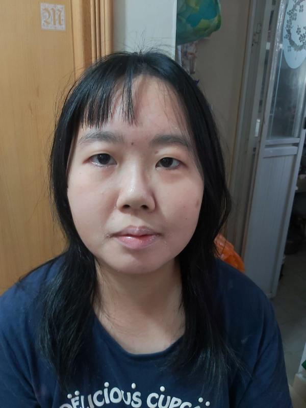 Yu Jiali, aged 31, is about 1.55 metres tall, 55 kilograms in weight and of medium build. She has a round face with yellow complexion and long black straight hair. She was last seen wearing a green T-shirt, grey trousers, gold glasses and carrying a green crossbody bag.
