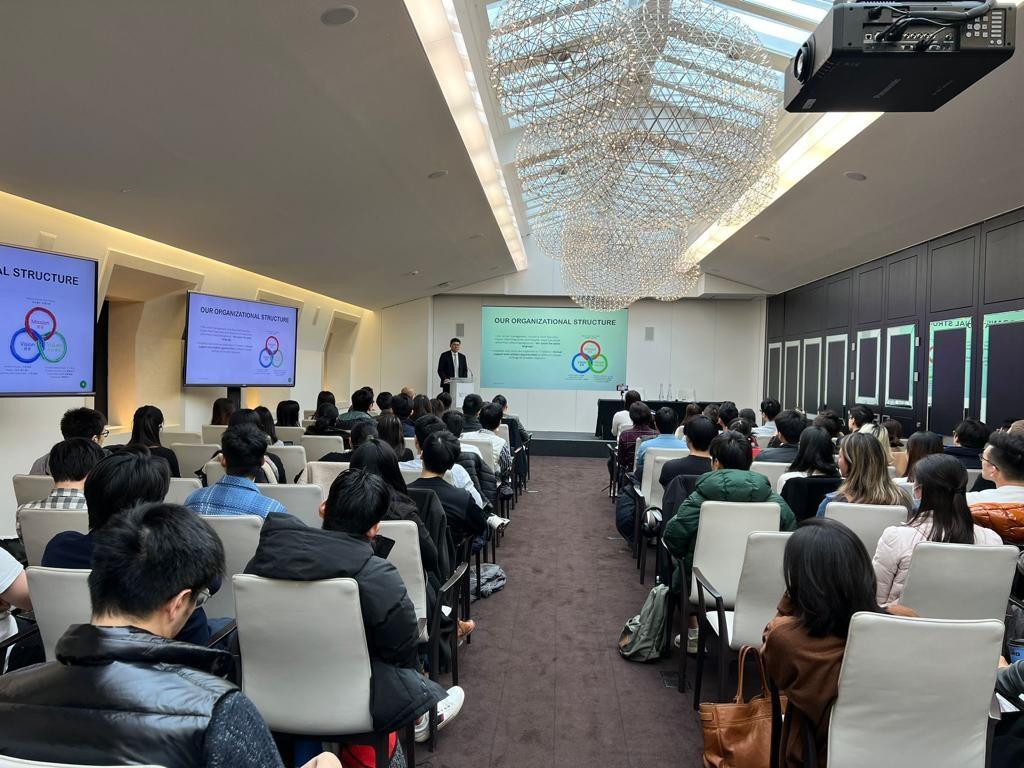 The Hospital Authority delegation's two-day recruitment events in London, United Kingdom, attracted more than 500 medical students and medical practitioners participating in person and online. 
