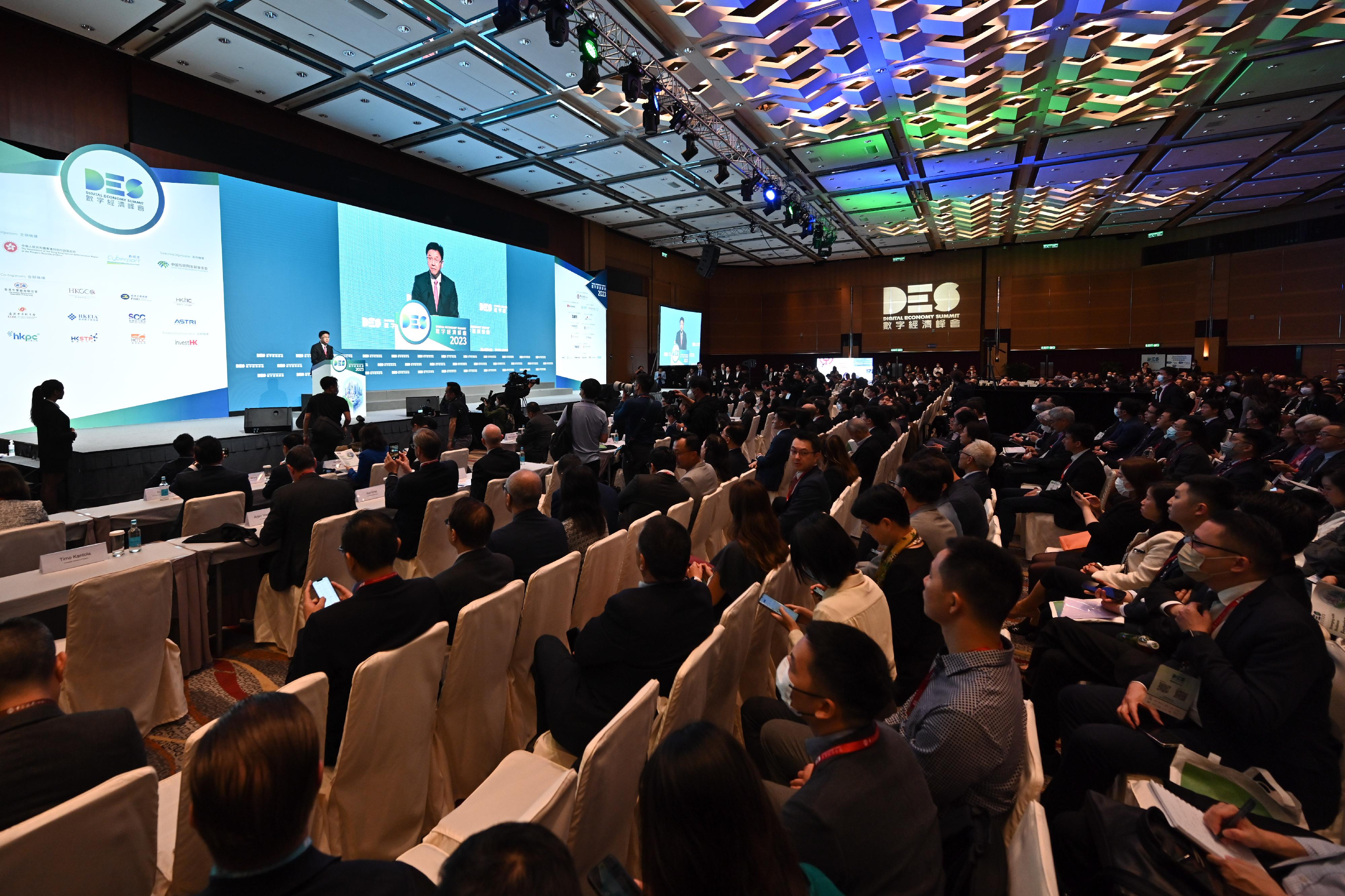 The Digital Economy Summit 2023 themed "Emerging with Resilience: Fostering a Smarter Future" commenced today (April 13). The two-day Summit is expected to attract an attendance of over 4 800.