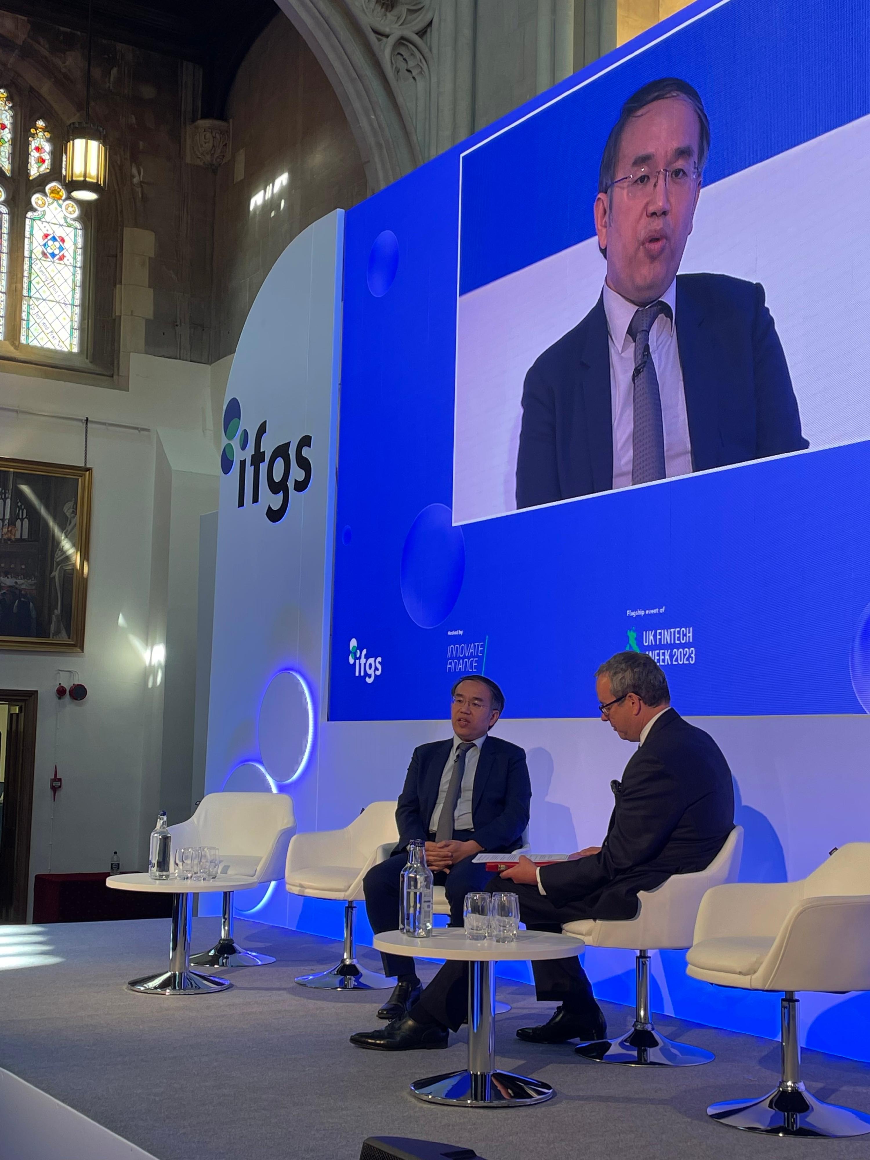 The Secretary for Financial Services and the Treasury, Mr Christopher Hui (left), yesterday (April 17, London time) joined the fireside chat at the Innovate Finance Global Summit 2023 entitled "The Rise of IFC 3.0 through Virtual Assets & Web3 - the Roadmap of Hong Kong" in London, the UK.
