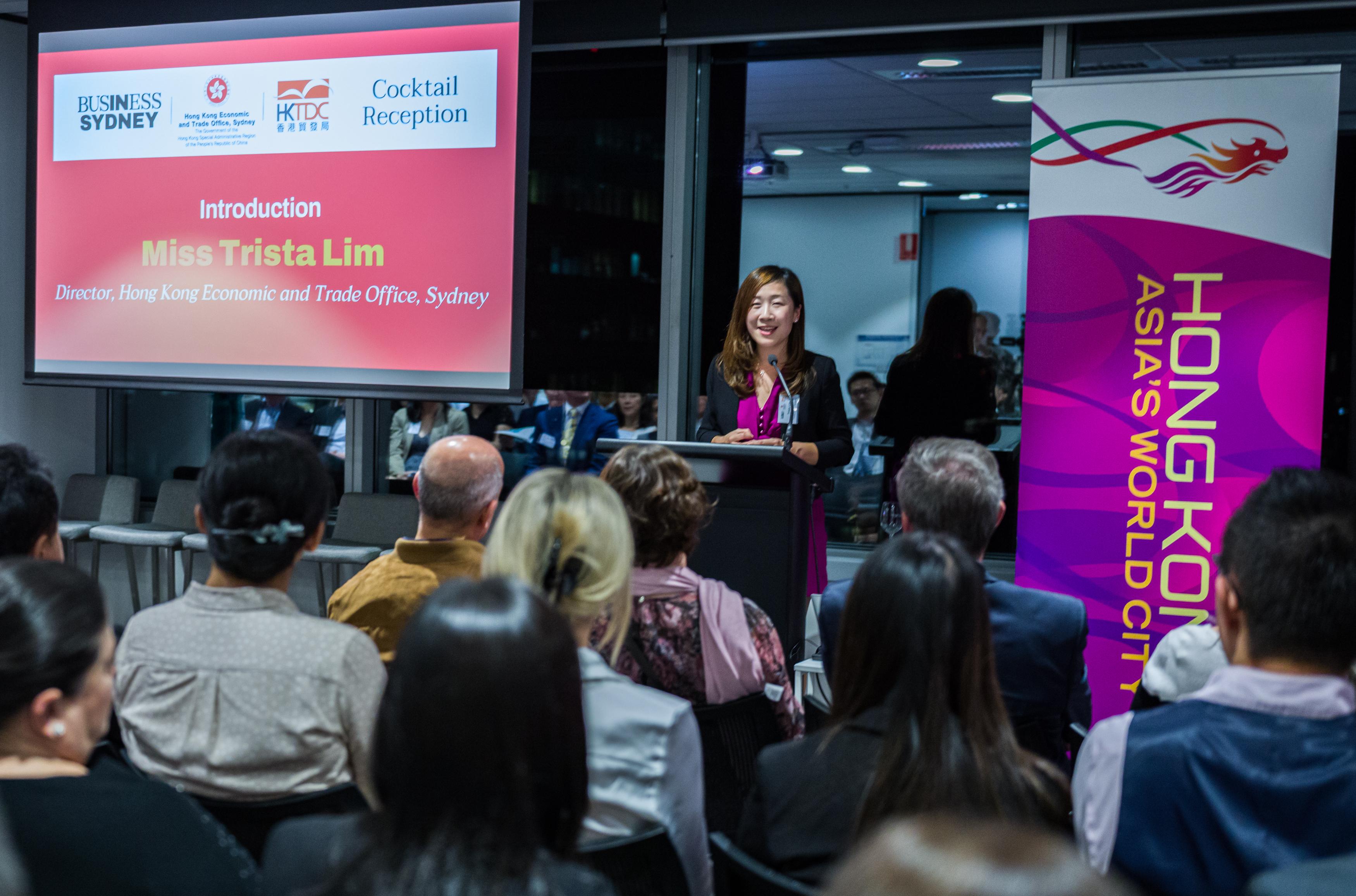 The Director of the Hong Kong Economic and Trade Office, Sydney, Miss Trista Lim, delivered welcoming remarks at a business seminar held in Sydney, Australia today (April 27) to promote the upcoming Asia Summit on Global Health and a series of international events to be held in Hong Kong.  Miss Lim encouraged the participants to visit Hong Kong.