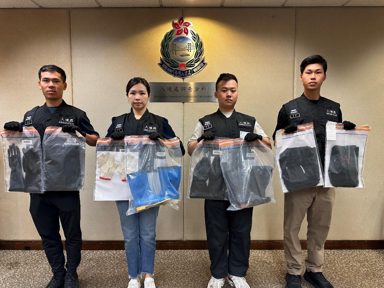 The Immigration Department mounted a series of territory-wide anti-illegal worker operations codenamed "Twilight", "Greenlane" and a joint operation with the Hong Kong Police Force codenamed "Windsand" for three consecutive days from May 2 to yesterday (May 4). Photo shows the items seized during the operations.