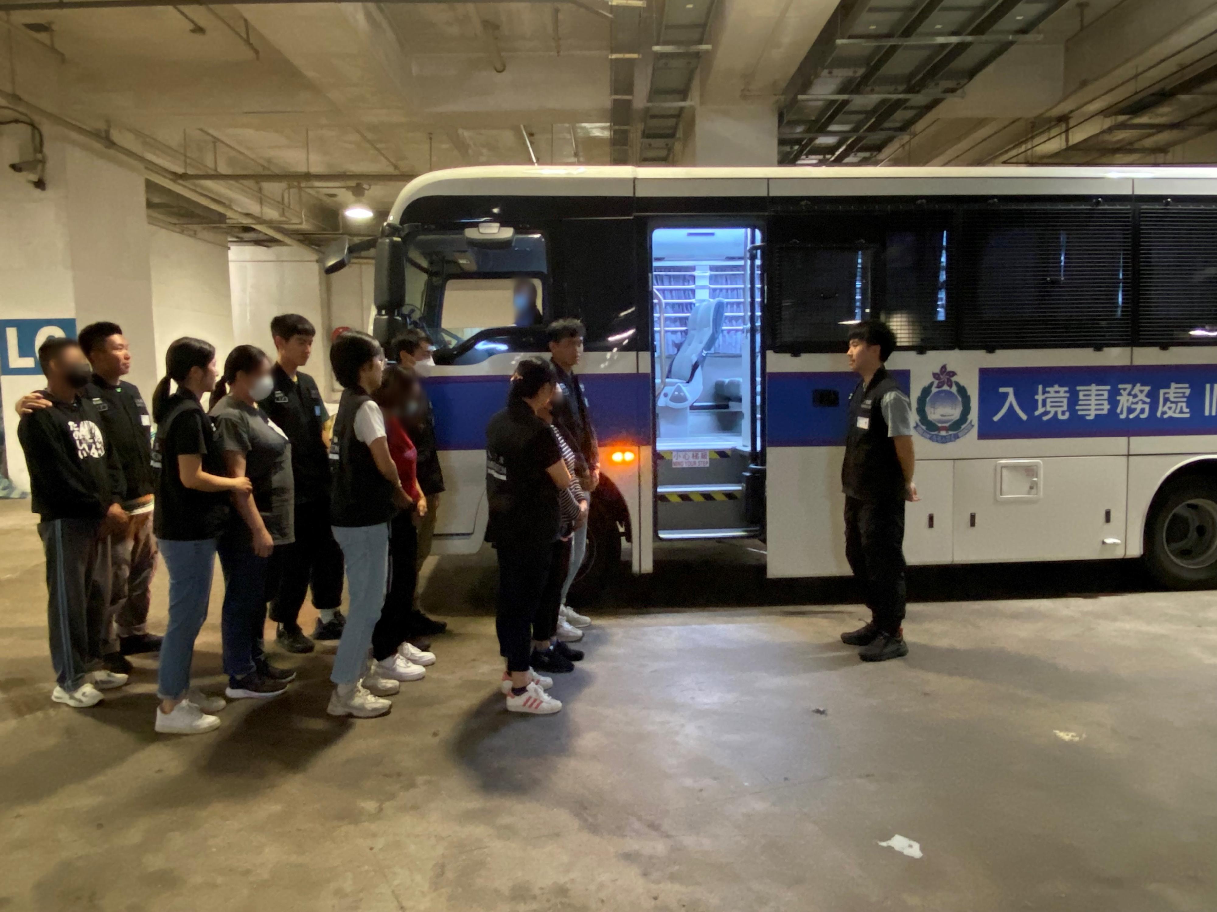 The Immigration Department mounted a series of territory-wide anti-illegal worker operations codenamed "Twilight" and joint operations with the Hong Kong Police Force codenamed "Champion" and "Windsand" for four consecutive days from May 8 to yesterday (May 11). Photo shows suspected illegal workers arrested during an operation.
