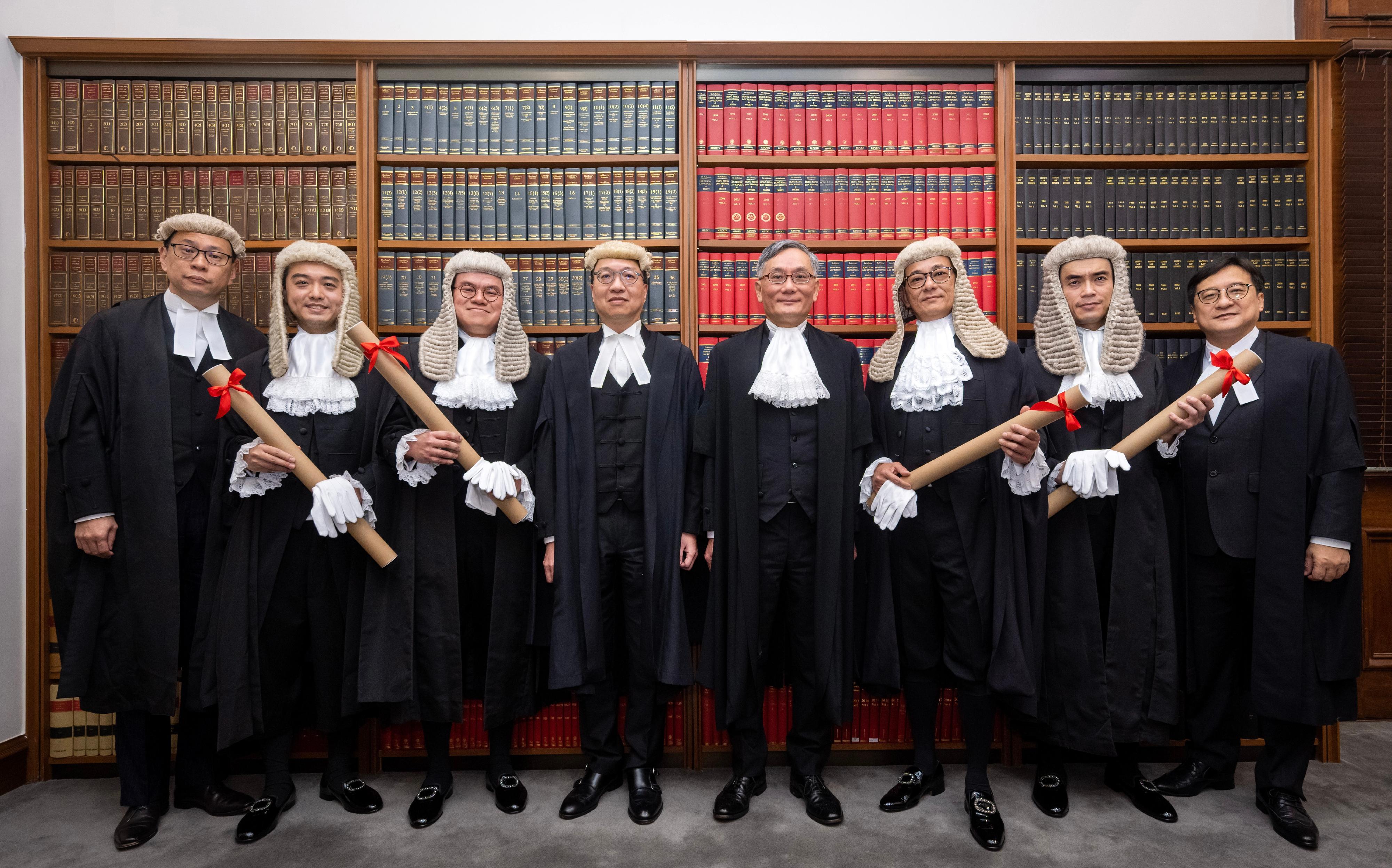 The ceremonial proceedings for the admission of the newly appointed Senior Counsel took place at the Court of Final Appeal today (May 20). Photo shows the Chief Justice of the Court of Final Appeal, Mr Andrew Cheung Kui-nung (fourth right); the Secretary for Justice, Mr Paul Lam, SC (fourth left); the Chairman of the Hong Kong Bar Association, Mr Victor Dawes, SC (first left); and the President of the Law Society of Hong Kong, Mr Chan Chak-ming (first right), with the newly appointed Senior Counsel Mr Bruce Tse Chee-ho (third right), Mr Anthony Chan Ho-ki (third left), Mr Mike Lui Sai-kit (second right) and Mr Christopher Chain Siao-liang (second left).