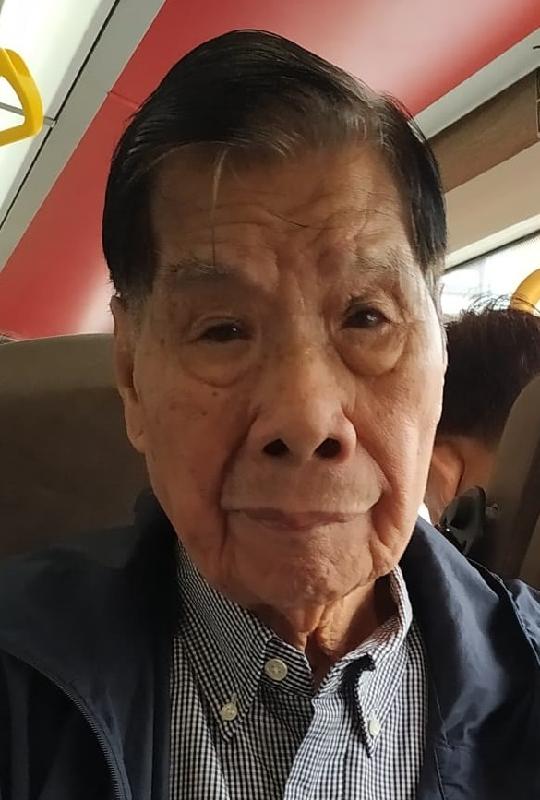 Ng Ming-biu, aged 96, is about 1.7 metres tall, 70 kilograms in weight and of medium build. He has a long face with yellow complexion and short black hair. He was last seen wearing a blue and white long-sleeved checkered shirt, black trousers, black shoes and carrying a brown walking stick.

