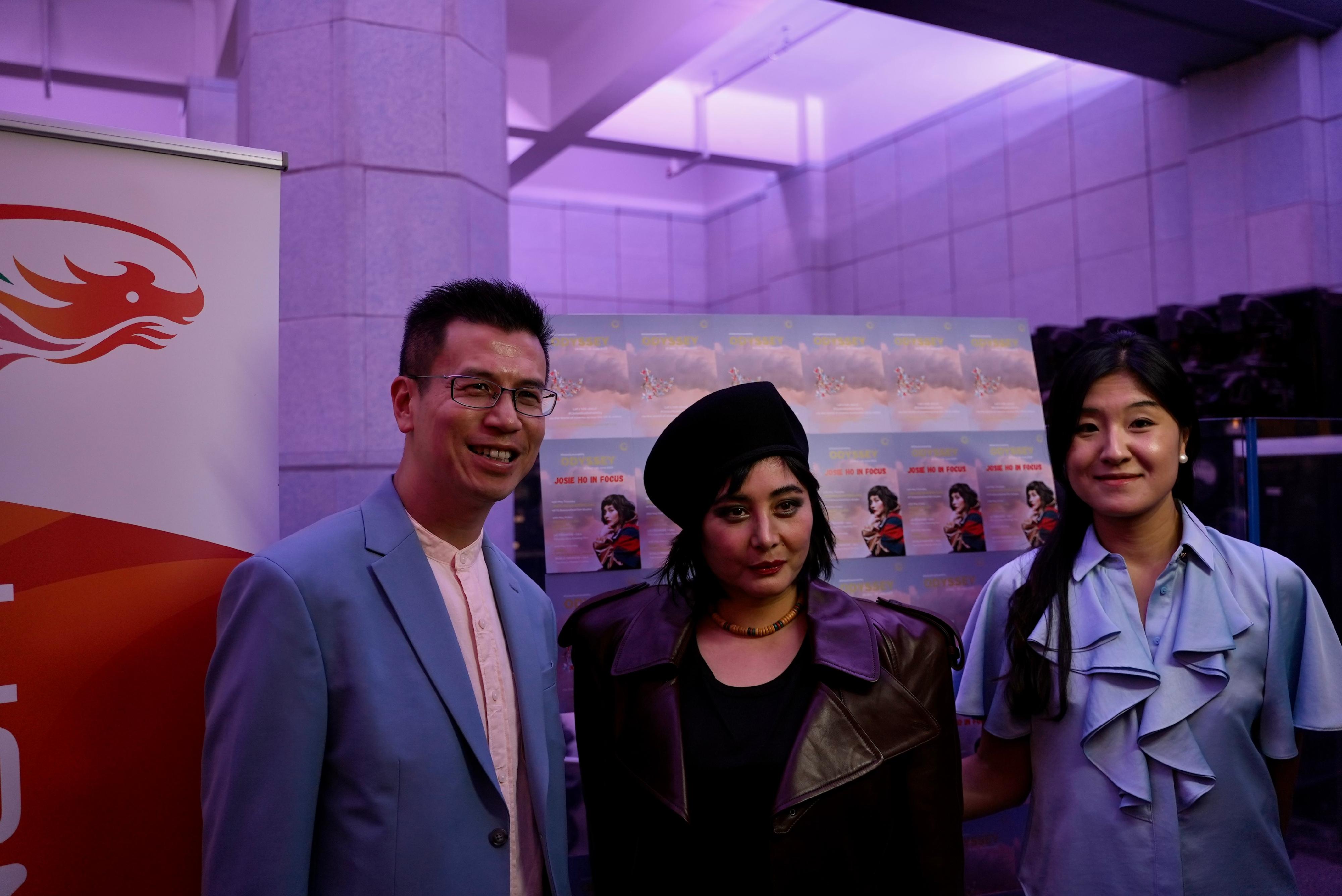 The Hong Kong Economic and Trade Office, London (London ETO) and Create Hong Kong supported the opening screening and reception of Odyssey 2023 film festival held at the Battersea Power Station, London on May 26 (London time). Photo shows the Director-General of the London ETO, Mr Gilford Law (left); leading actress of "Finding Bliss: Fire and Ice - The Director's Cut" Josie Ho (centre); and the Founder and Executive Director of UK-China Film Collab, Dr Chan Hiu-man (right), at the opening screening reception.
