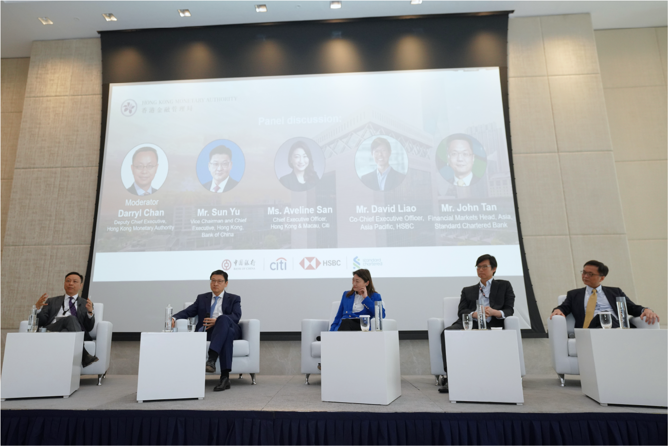 The Deputy Chief Executive of the Hong Kong Monetary Authority, Mr Darryl Chan (first left), moderates a panel discussion at a luncheon in Dubai, the United Arab Emirates on May 31 (Dubai time) to demonstrate Hong Kong's value propositions as a leading international financial centre. Other panel speakers include (from left) Chairman, The Hong Kong Association of Banks; Vice Chairman and Chief Executive, Bank of China (Hong Kong), Mr Sun Yu; Chief Executive Officer, Hong Kong and Macau, Citi, Ms Aveline San; Co-Chief Executive, Asia-Pacific, The Hongkong and Shanghai Banking Corporation, Mr David Liao; and Financial Markets Head, Asia, Standard Chartered Bank, Mr John Tan.