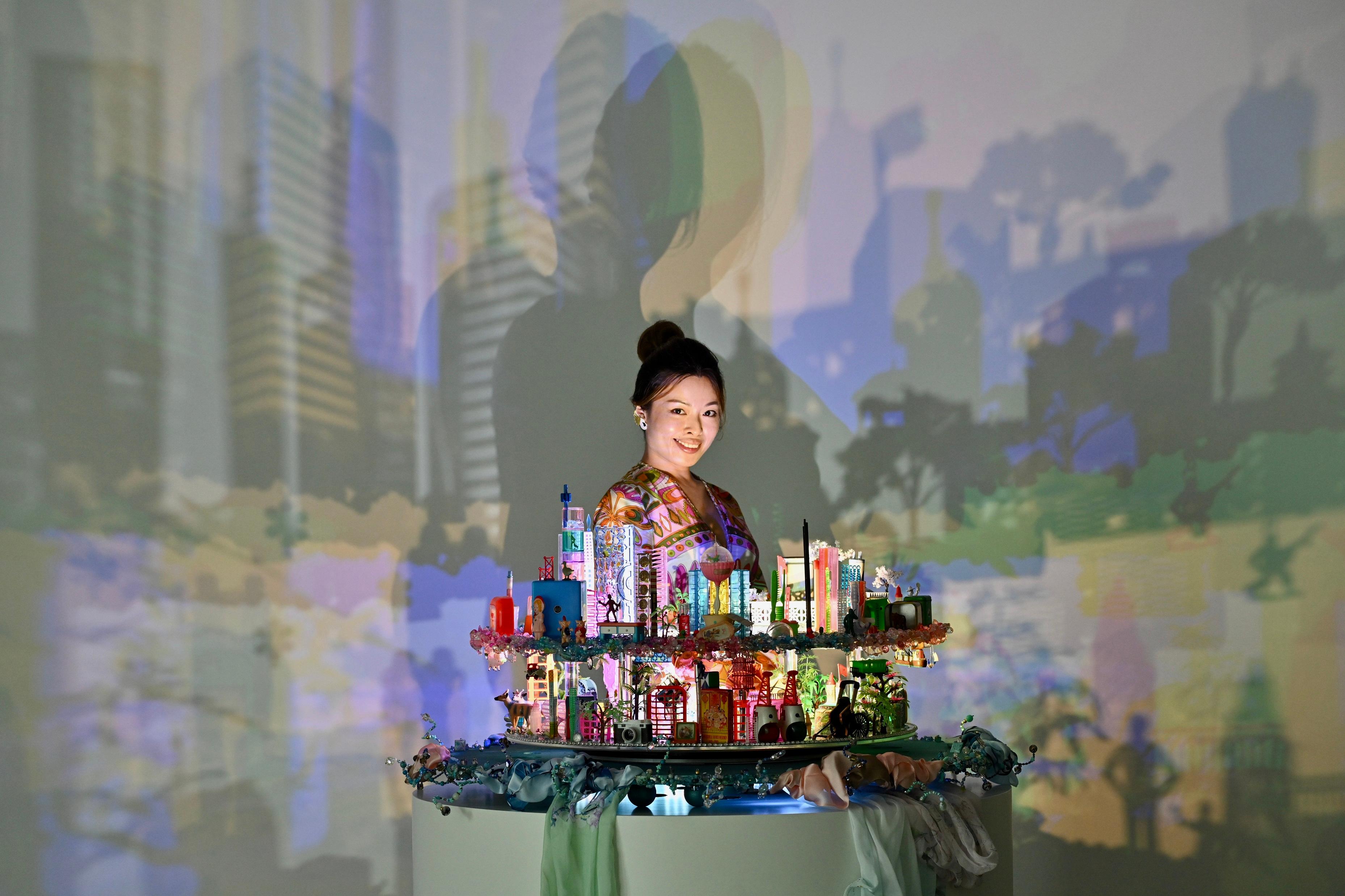 "Art Personalised: Masterpieces from the Hong Kong Museum of Art" exhibition will be held at the Hong Kong Museum of Art from tomorrow (June 30). Picture shows  artist Angela Yuen and her site-specific art installation, "Land Ho!".
