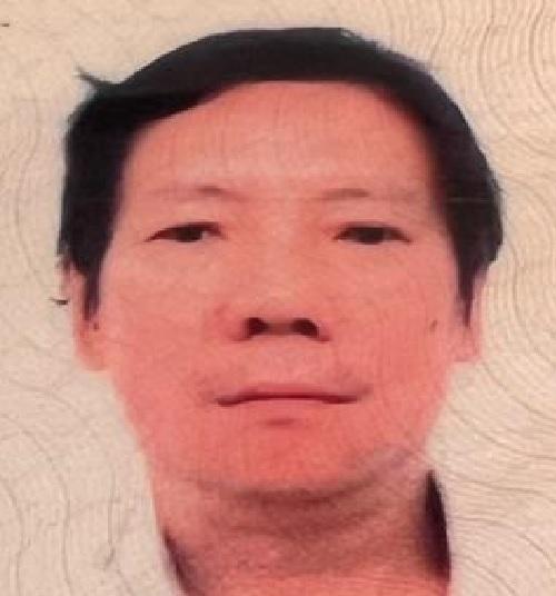 Mak Kau-fai, aged 73, is about 1.6 metres tall, 50 kilograms in weight and of thin build. He has a round face with yellow complexion and short black and white hair. He was last seen wearing a beige short-sleeved T-shirt, green trousers and black slippers.