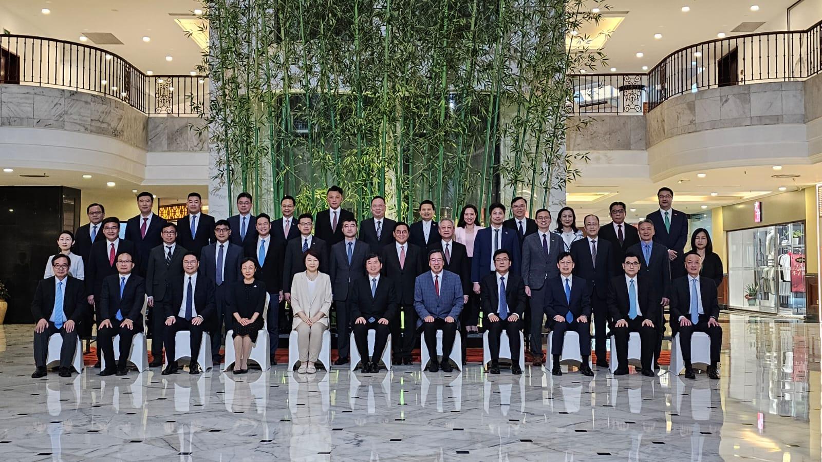 The Legislative Council (LegCo) delegation begins the five-day study visit in Fujian province today (July 15). Photo shows the delegation meets the leaders of the CPC Fujian Provincial Committee and Fujian Provincial People’s Government.