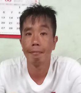 Cheng Wai-man, aged 44, is about 1.68 metres tall, 70 kilograms in weight and of thin build. He has a round face with yellow complexion and short black hair. He was last seen wearing a black hat, black shirt, black trousers, white shoes and carrying a black backpack.
