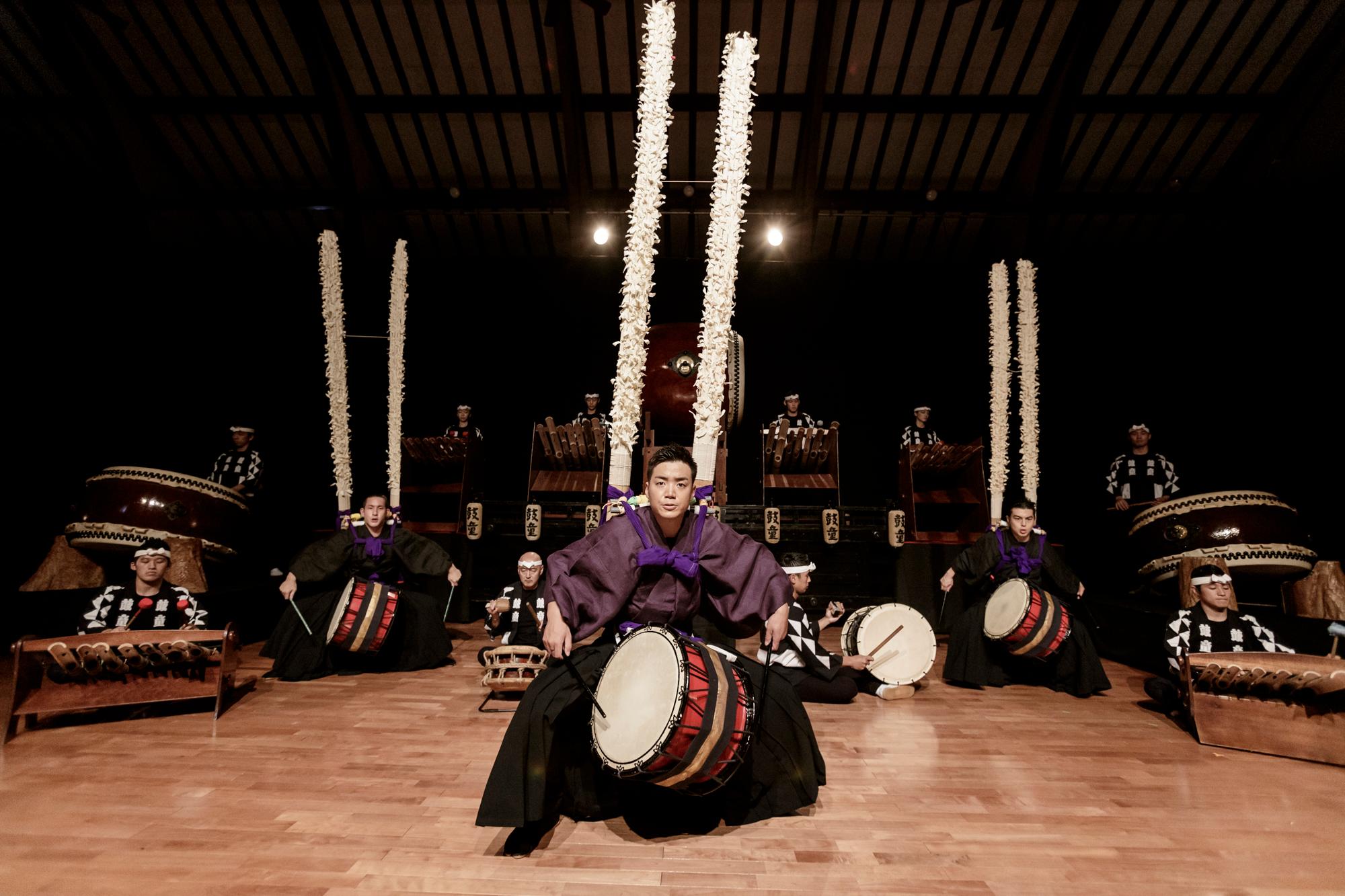 康乐及文化事务署邀得日本太鼓艺团鼓童九月来港演出作品《童》。图示鼓童《童》剧照。（图片来源：冈本隆史）