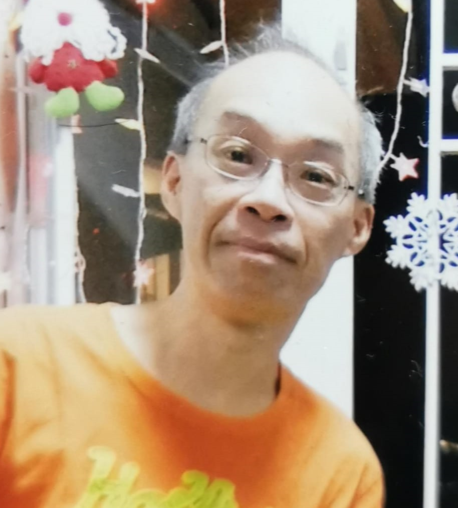 Ning Kwok-leung, aged 57, is about 1.65 metres tall, 50 kilograms in weight and of medium build. He has a long face with yellow complexion and short white hair. He was last seen wearing a pair of glasses, an orange vest, sports shoes and carrying a black rucksack.