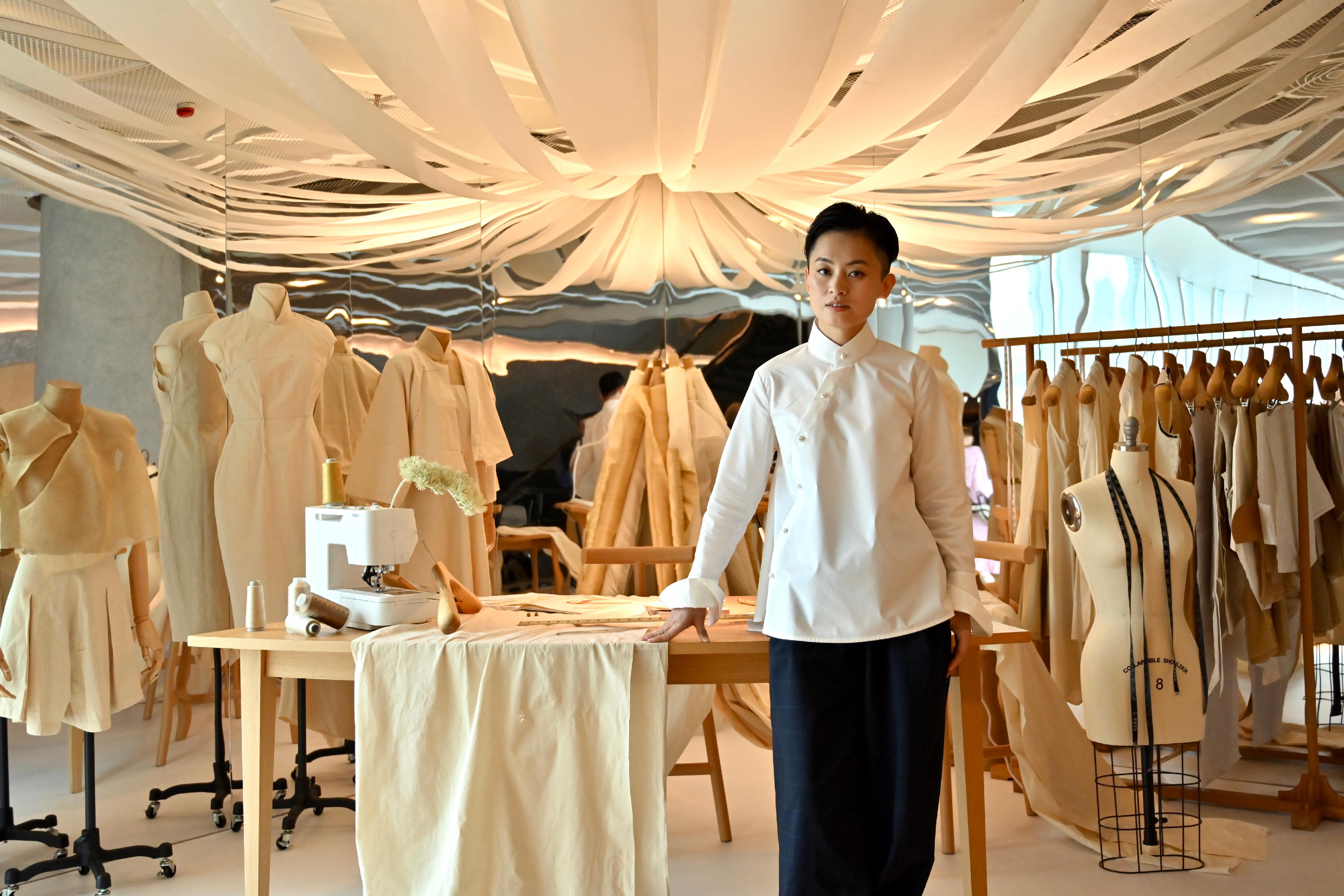 The opening ceremony of the Hong Kong stop of the touring exhibition "A Tale of Three Cities: Guangdong-Hong Kong-Macao Greater Bay Area and Export of Silk Products in the Ming and Qing Dynasties" was held today (September 7) at the Hong Kong Museum of Art. Picture shows Hong Kong artist Janko Lam and her site-specific art installation "Those Days - Out There", which is a studio that invites visitors to travel through the past, present and future from a fashion designer's perspective and showcases new fashion pieces to recreate the classics.