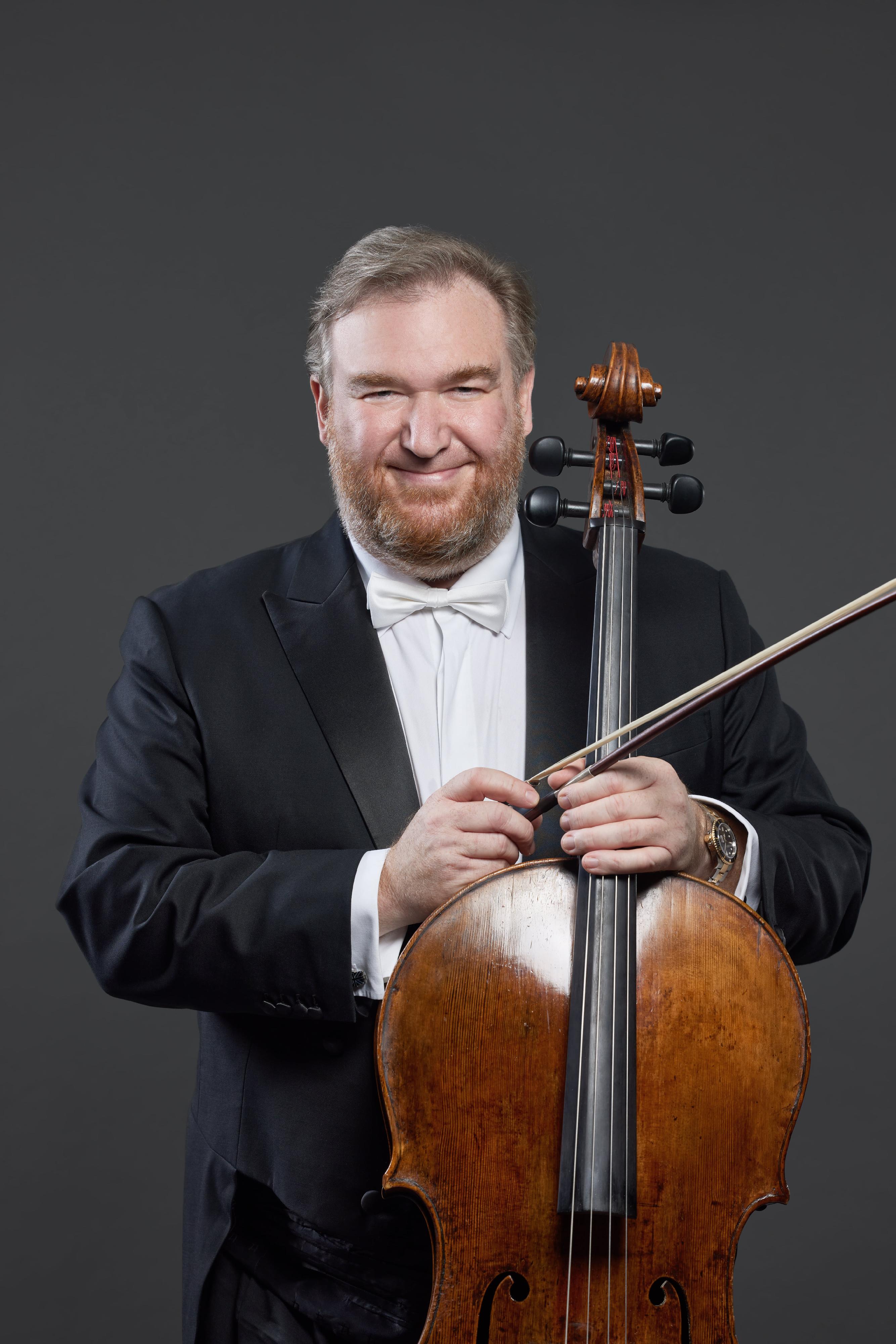 The Leisure and Cultural Services Department will present "The Contemporary Classics" concert in early October. Photo shows cellist Richard Bamping. (Source of photo: Keith Hiro)