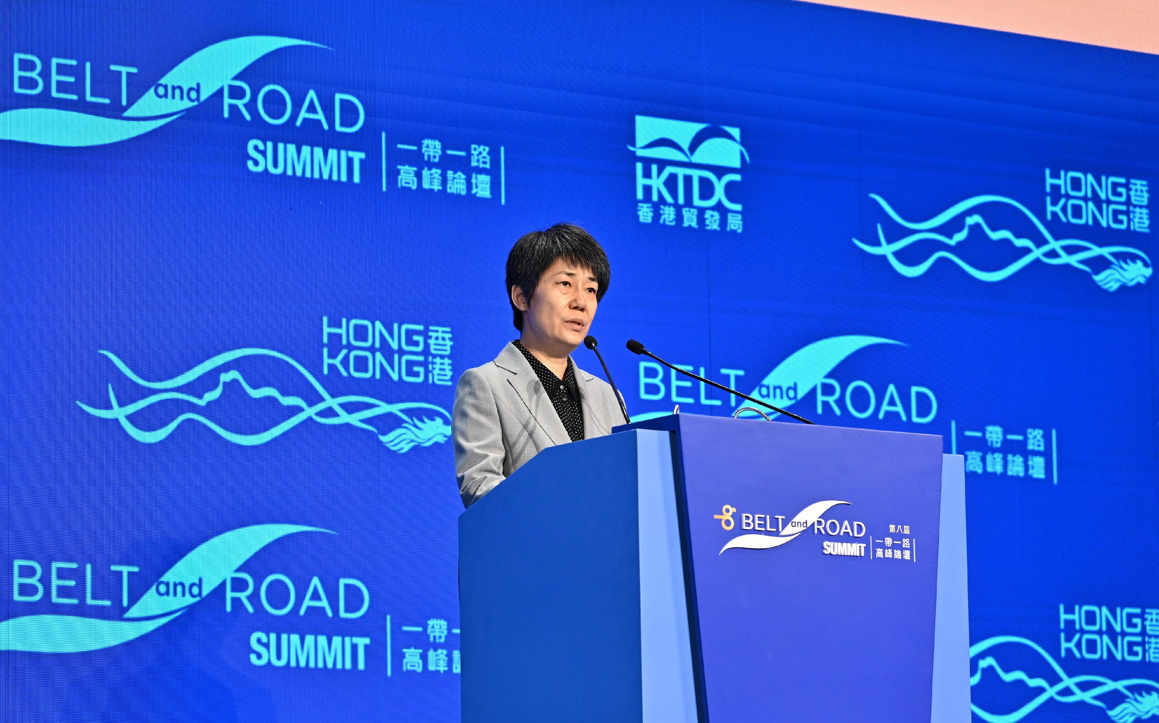 第八屆「一帶一路高峰論壇」今日（九月十三日）開幕。國家商務部副部長郭婷婷今早在開幕環節致辭。

