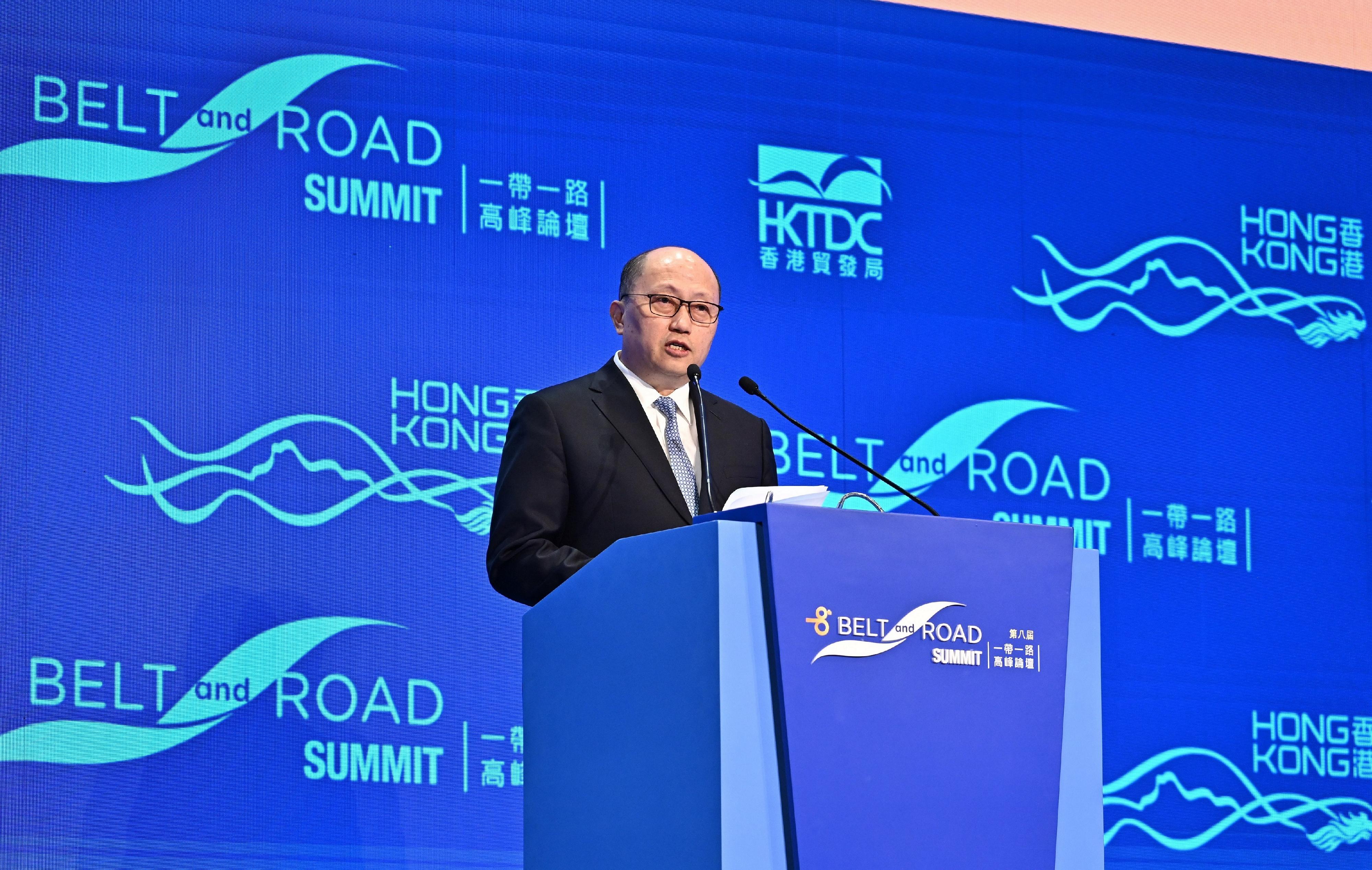 The eighth Belt and Road Summit opened today (September 13). Deputy Director of the Hong Kong and Macao Affairs Office of the State Council, and the Director of the Liaison Office of the Central People's Government in the Hong Kong Special Administrative Region, Mr Zheng Yanxiong, delivered a special address at the session.