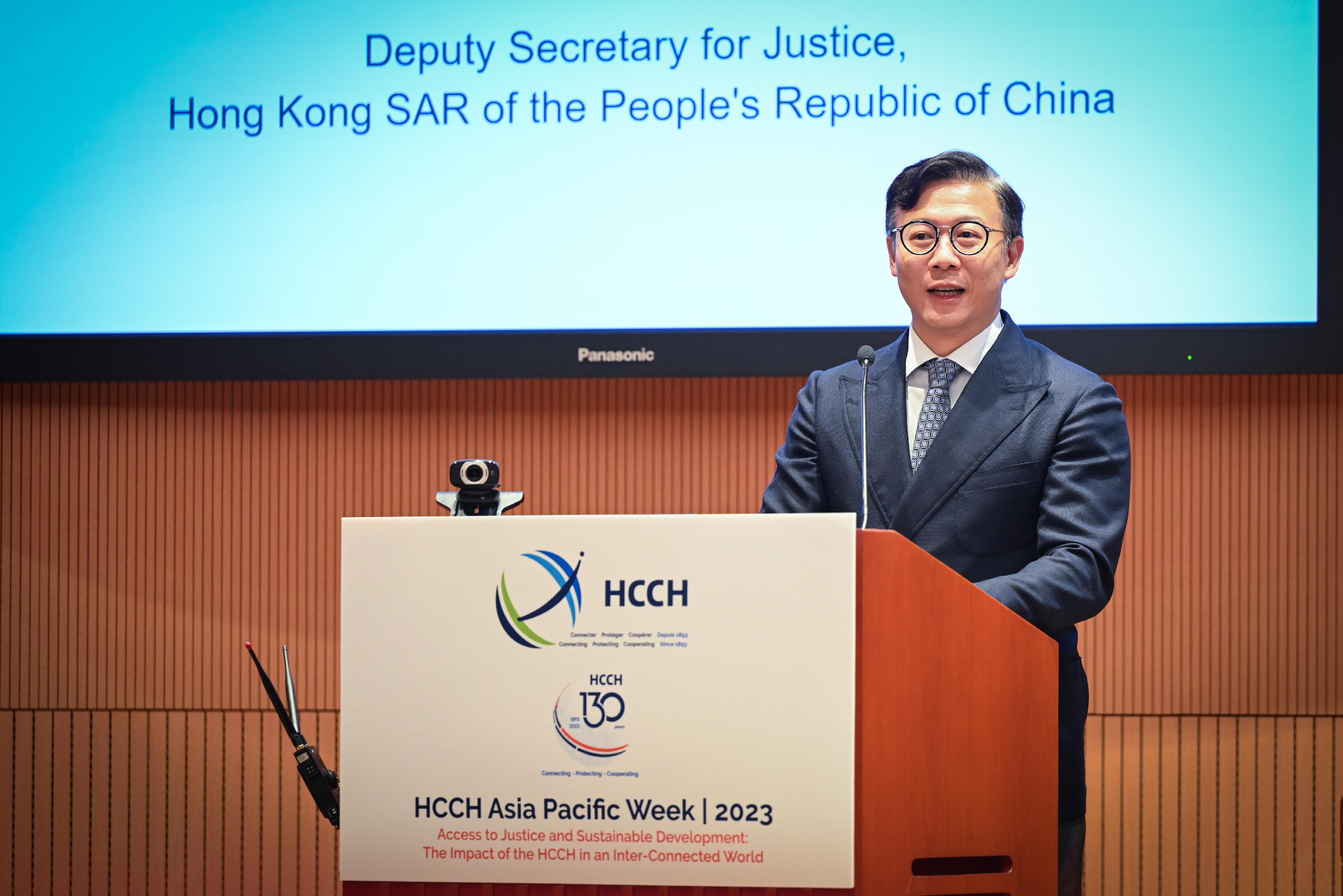 
The Deputy Secretary for Justice, Mr Cheung Kwok-kwan, speaks at the closing of the HCCH Asia Pacific Week 2023 - Access to Justice and Sustainable Development: The Impact of the HCCH in an Inter-Connected World today (September 14).
 

