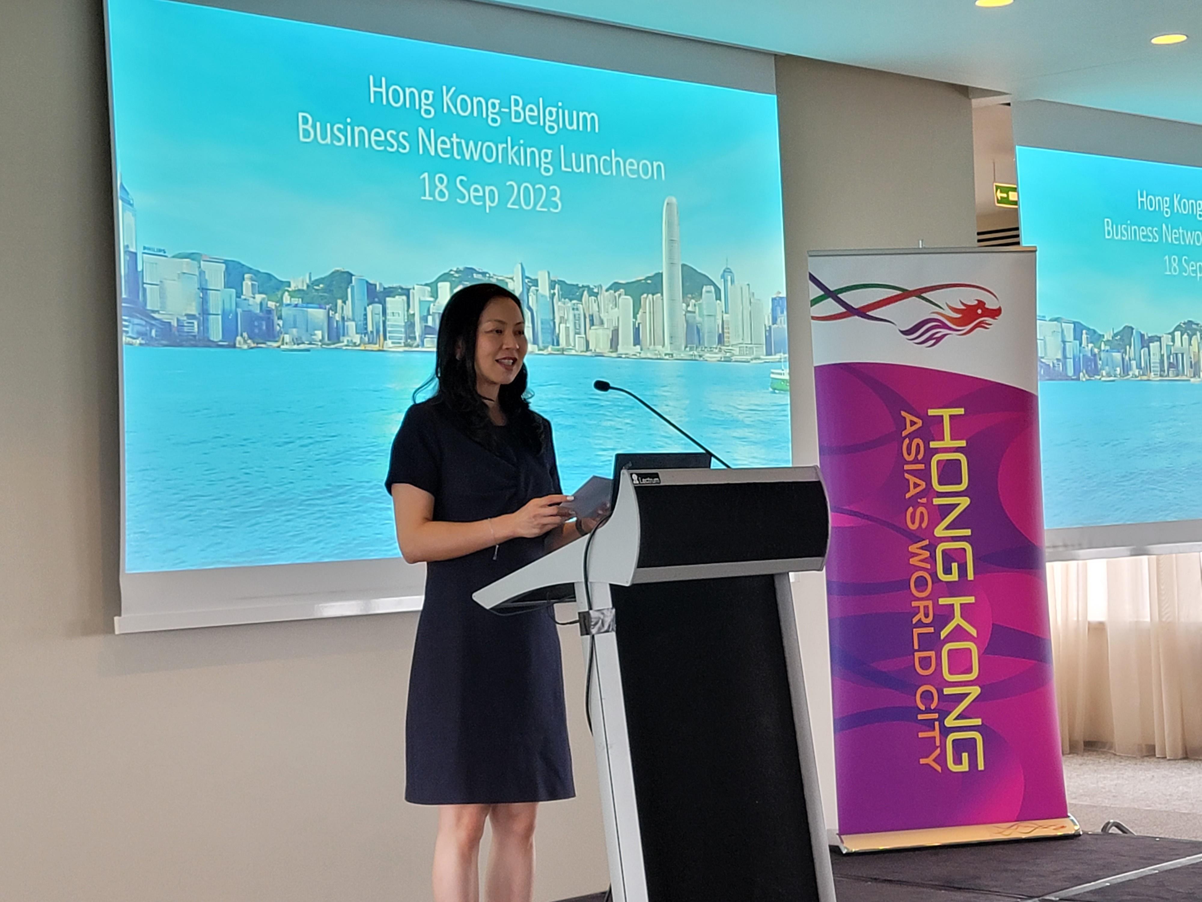 Deputy Representative of the Hong Kong Economic and Trade Office in Brussels, Miss Fiona Li, delivered welcoming remarks at the Hong Kong-Belgium business networking luncheon held in Brussels, Belgium on September 18 (Brussels time).