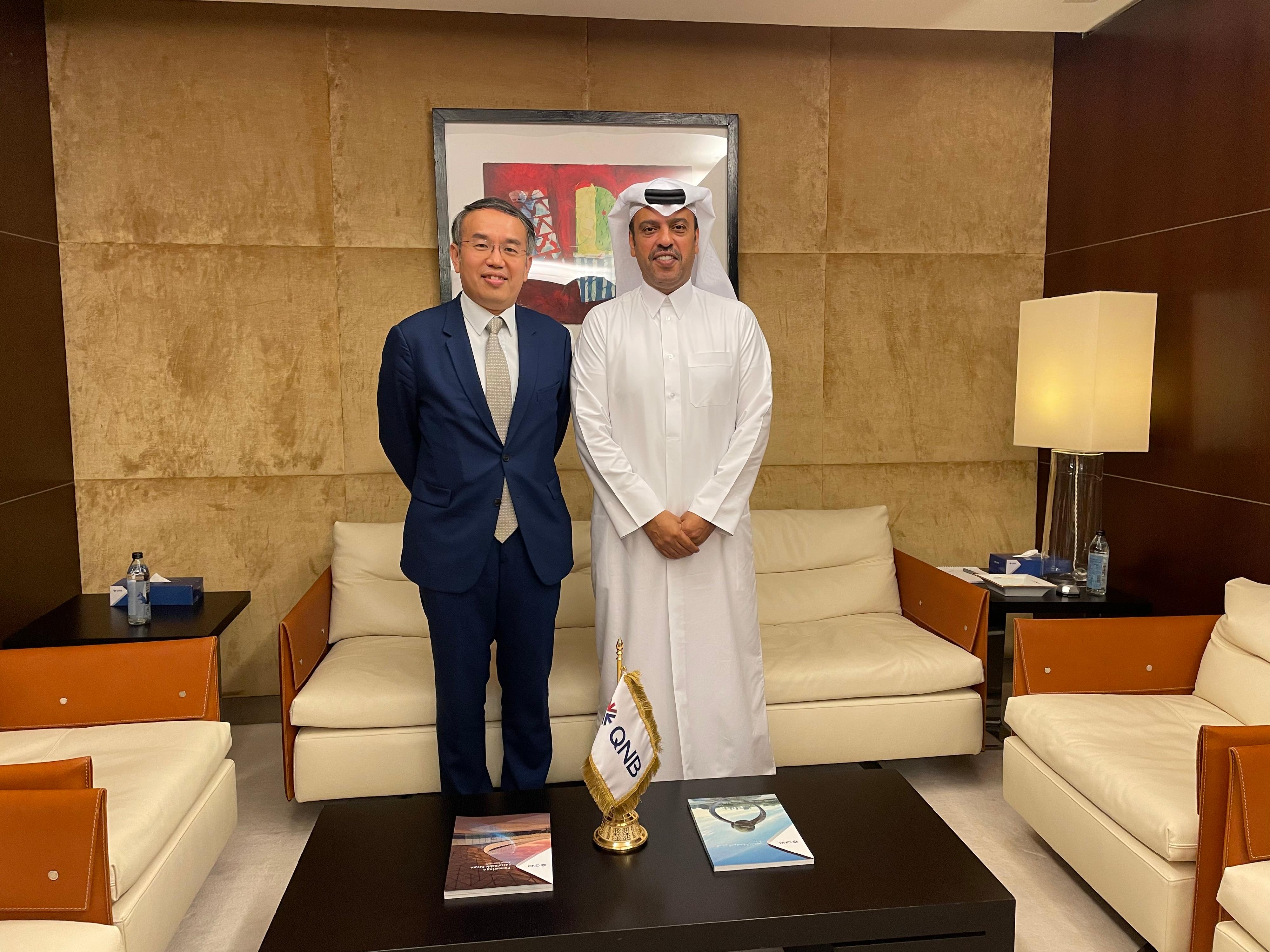 The Secretary for Financial Services and the Treasury, Mr Christopher Hui, has begun his visit to Qatar. Photo shows Mr Hui (left) meeting with the Group Chief Executive Officer of the Qatar National Bank, Mr Abdulla Mubarak Al-Khalifa (right), in Doha yesterday (September 20).