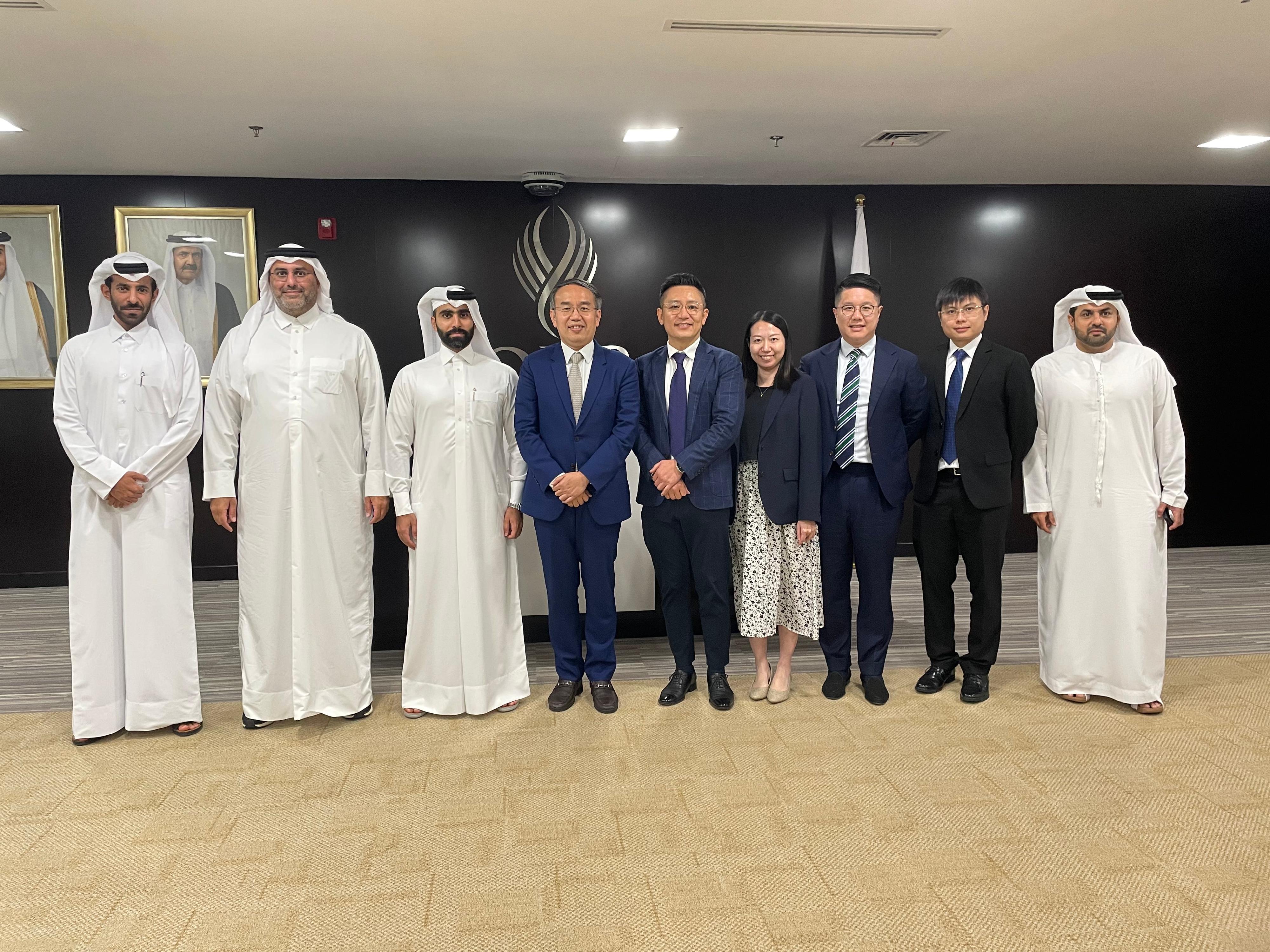 The Secretary for Financial Services and the Treasury, Mr Christopher Hui, has begun his visit to Qatar. Photo shows Mr Hui (fourth left) with the Chief Executive Officer of the Qatar Development Bank, Mr Abdulrahman Al-Sowaidi (third left); the Director-General, Hong Kong Economic and Trade Affairs, Dubai, Mr Damian Lee (centre); and the Political Assistant to the Secretary for Financial Services and the Treasury, Mr Julian Ip (third right), at the Qatar Development Bank in Doha yesterday (September 20).